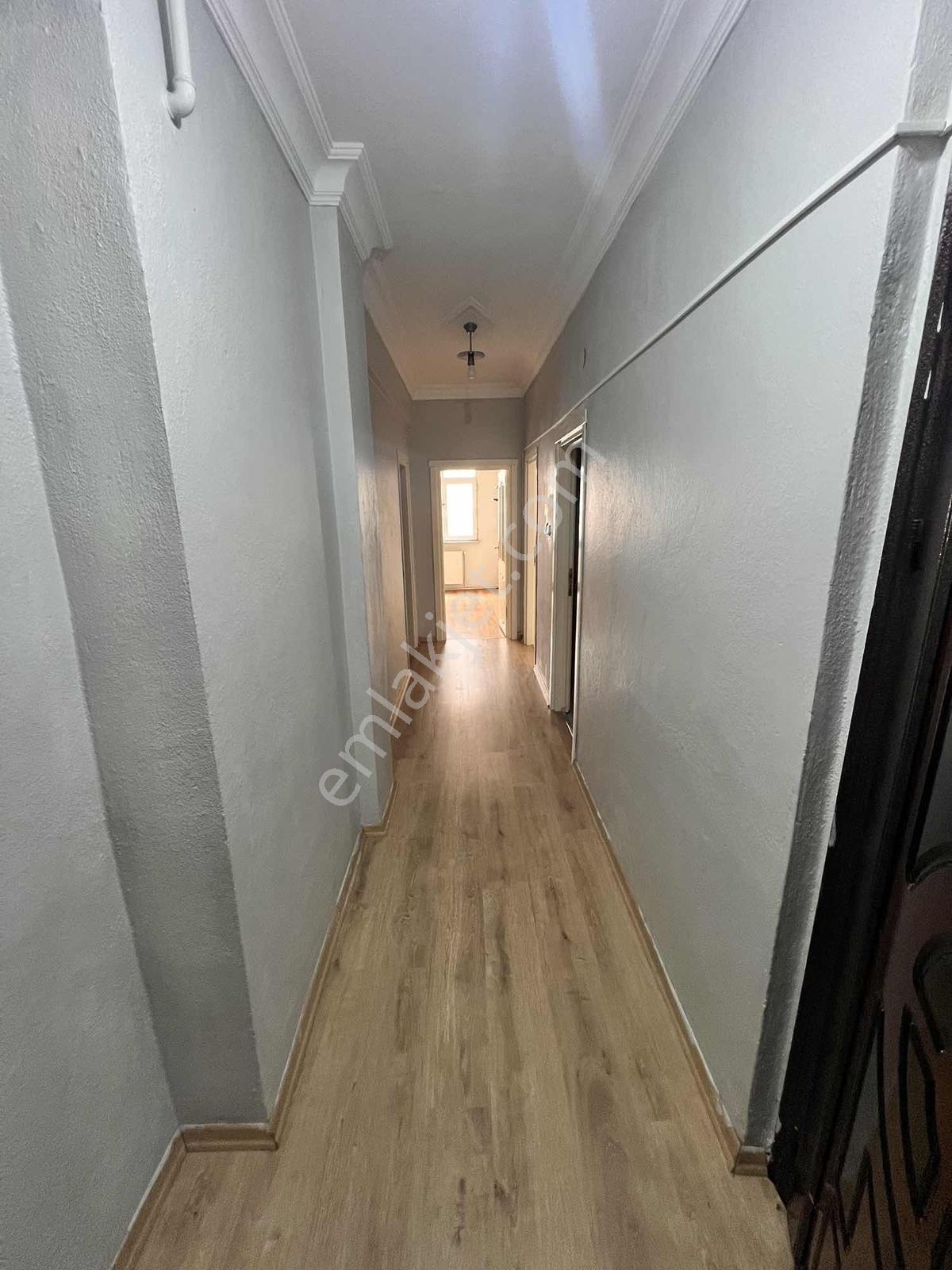 Reşadiye Mahallesinde Merkezi Konumda 2+1 Kiralık Daire - Görsel 3