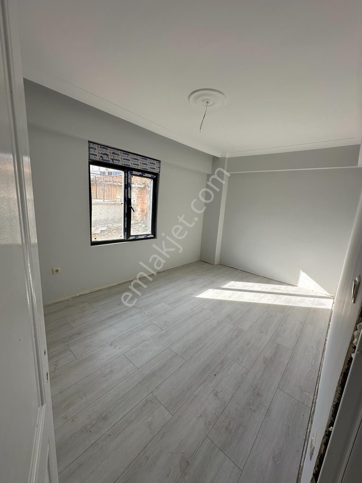 Ege Emlak'tan Kurtuluş Okulu Karşısı Sıfır Satılık 2+1 Daire - Görsel 14
