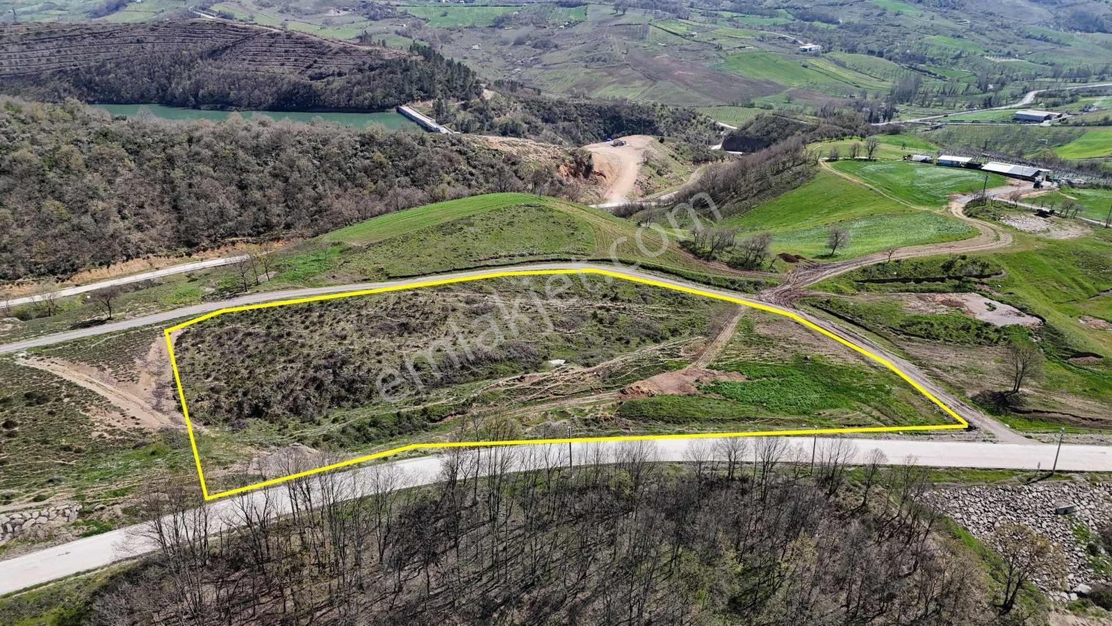 Rota'dan Karamürsel İhsaniye Köy Girişinde Satılık 5 Dönüm Arazi