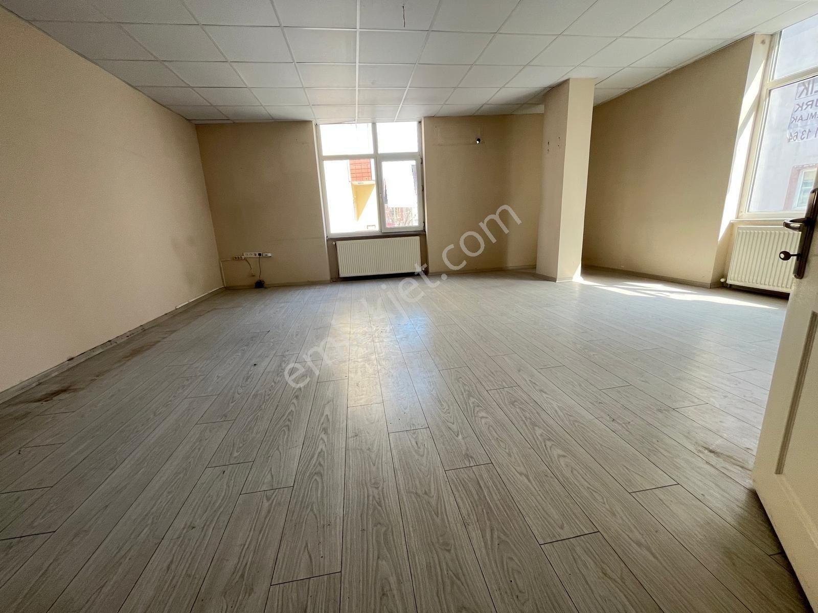 Loft'tnkemalpaşa Ma Kiralık Metrobüse Yakın4katlı 520m2 İş Yeri - Görsel 4