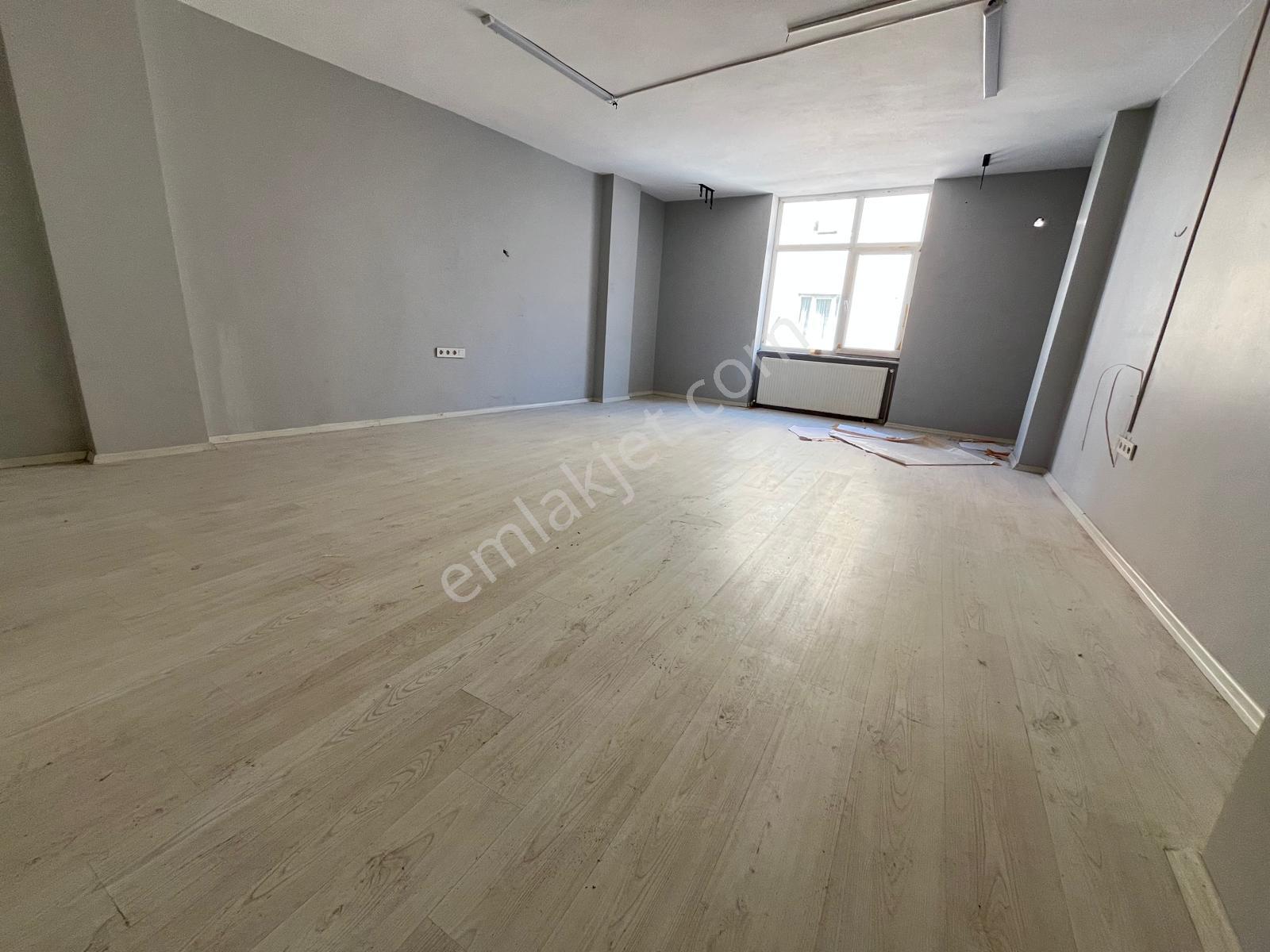 Loft'tnkemalpaşa Ma Kiralık Metrobüse Yakın4katlı 520m2 İş Yeri - Görsel 16