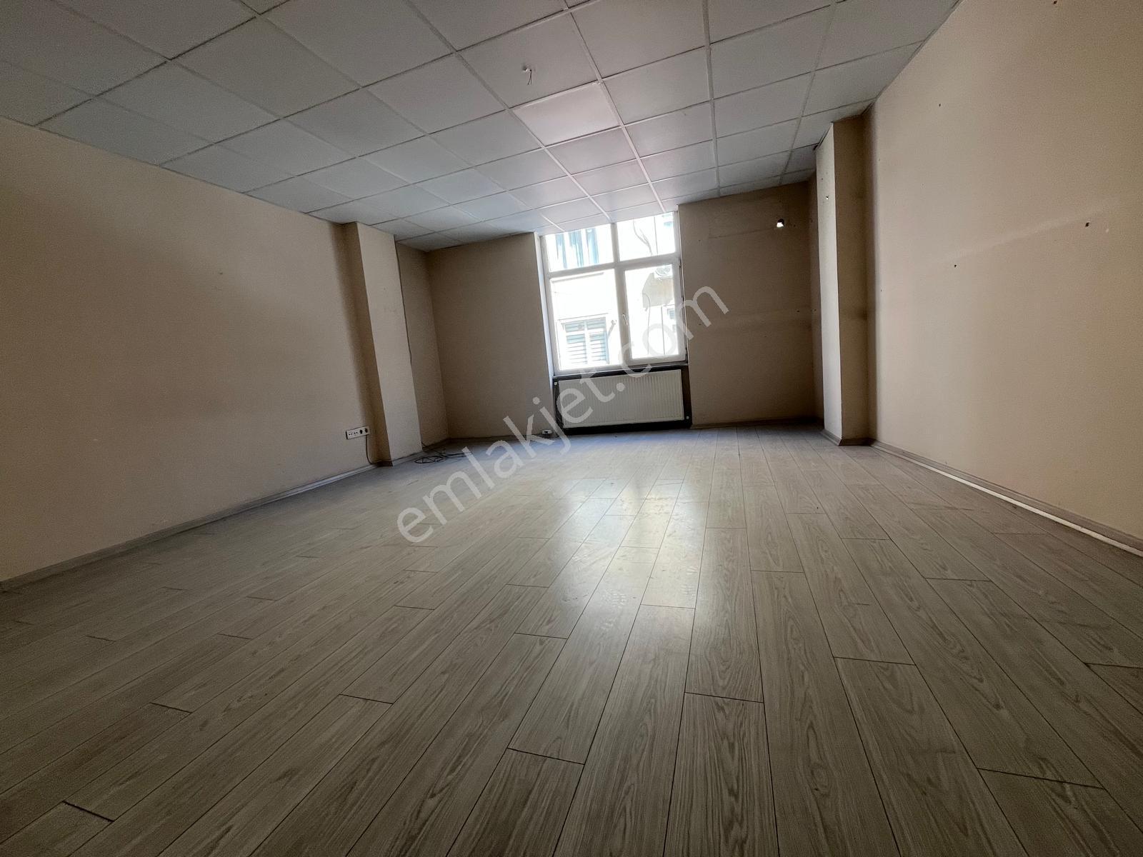 Loft'tnkemalpaşa Ma Kiralık Metrobüse Yakın4katlı 520m2 İş Yeri - Görsel 25