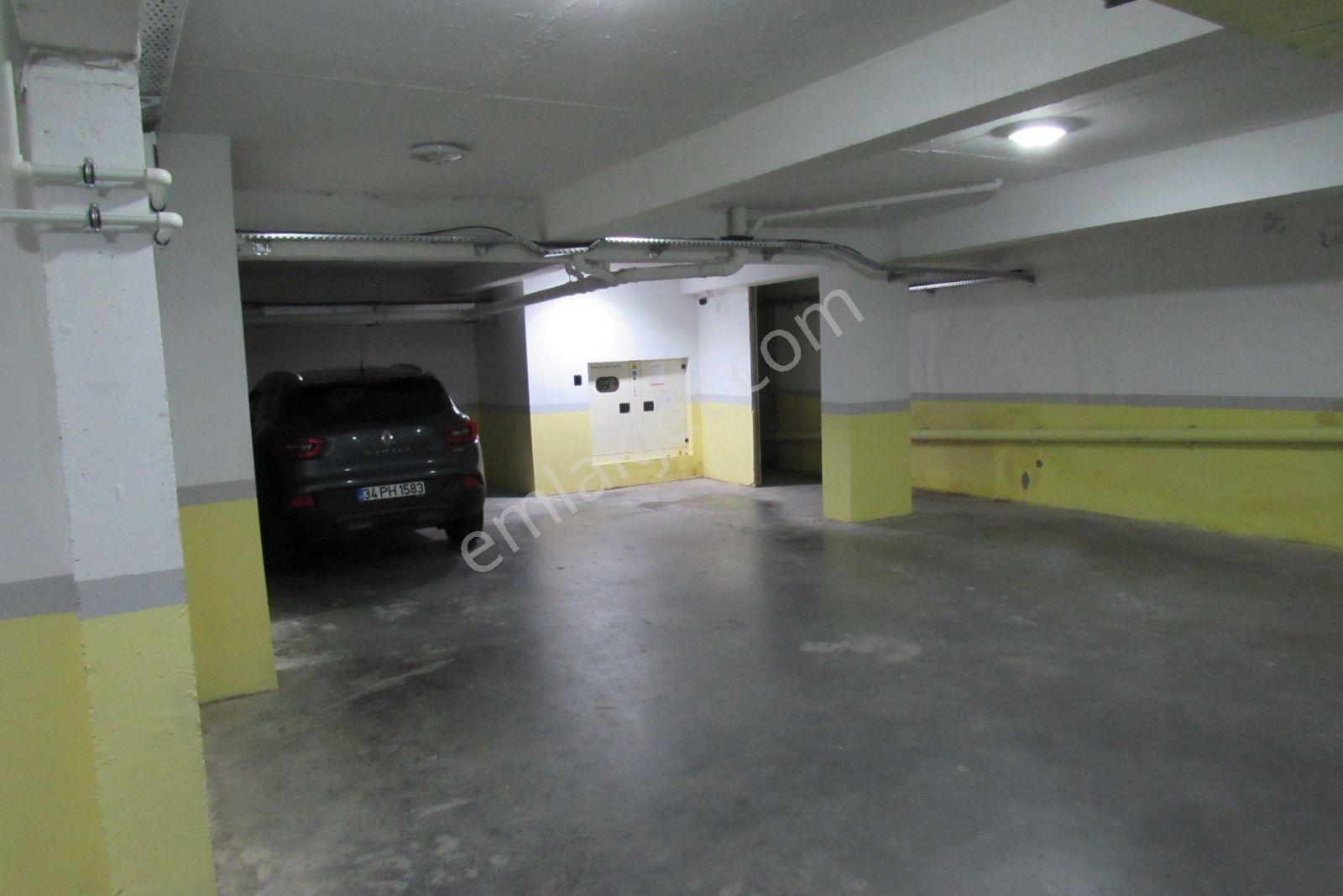 Barış'tan Tepeüstü Lale Sokakta Ebevyn Banyolu -kapalı Otoparklı - Görsel 13