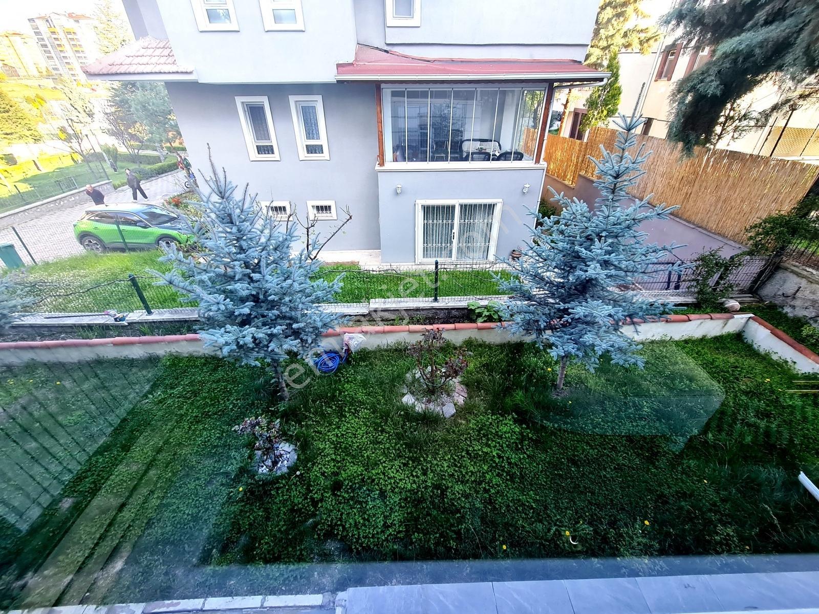 Ayyıldız Mh De 3 Katlı Kapalı Otopark-özel Yapım 7+2 Lüks Villa - Görsel 31