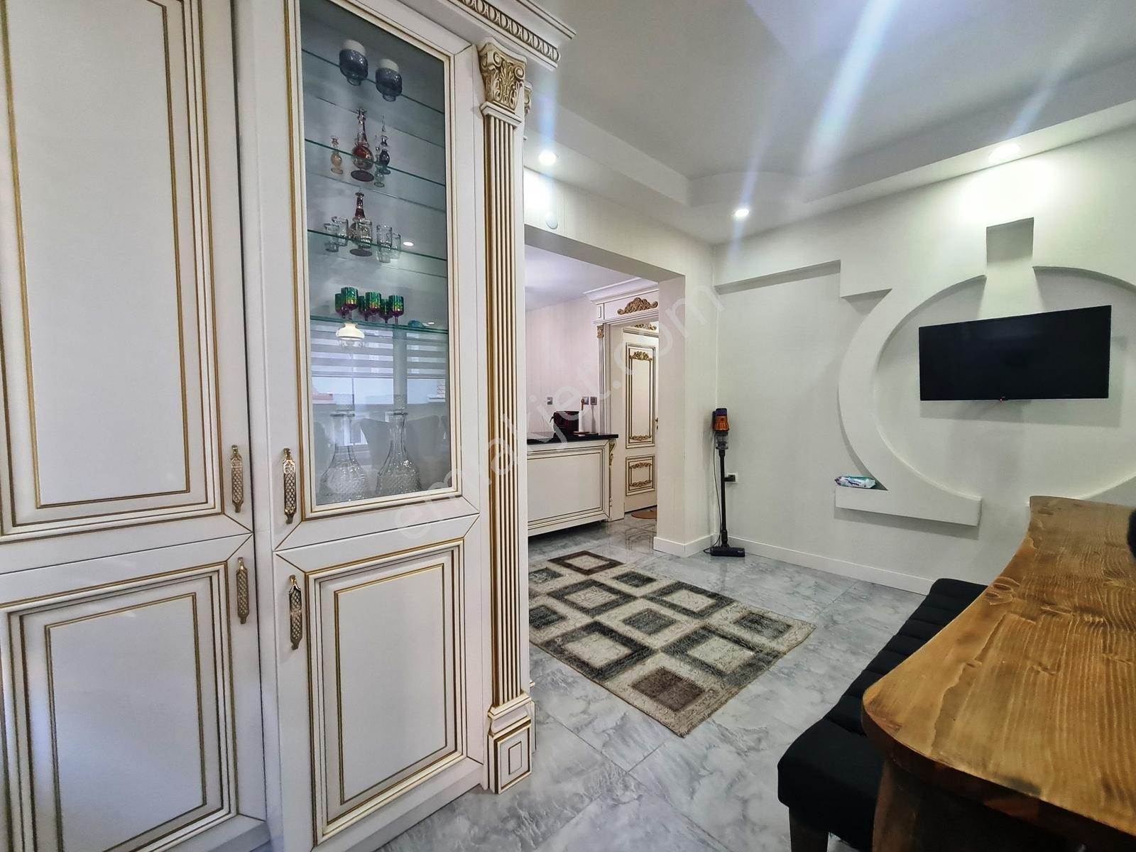 Ayyıldız Mh De 3 Katlı Kapalı Otopark-özel Yapım 7+2 Lüks Villa - Görsel 34