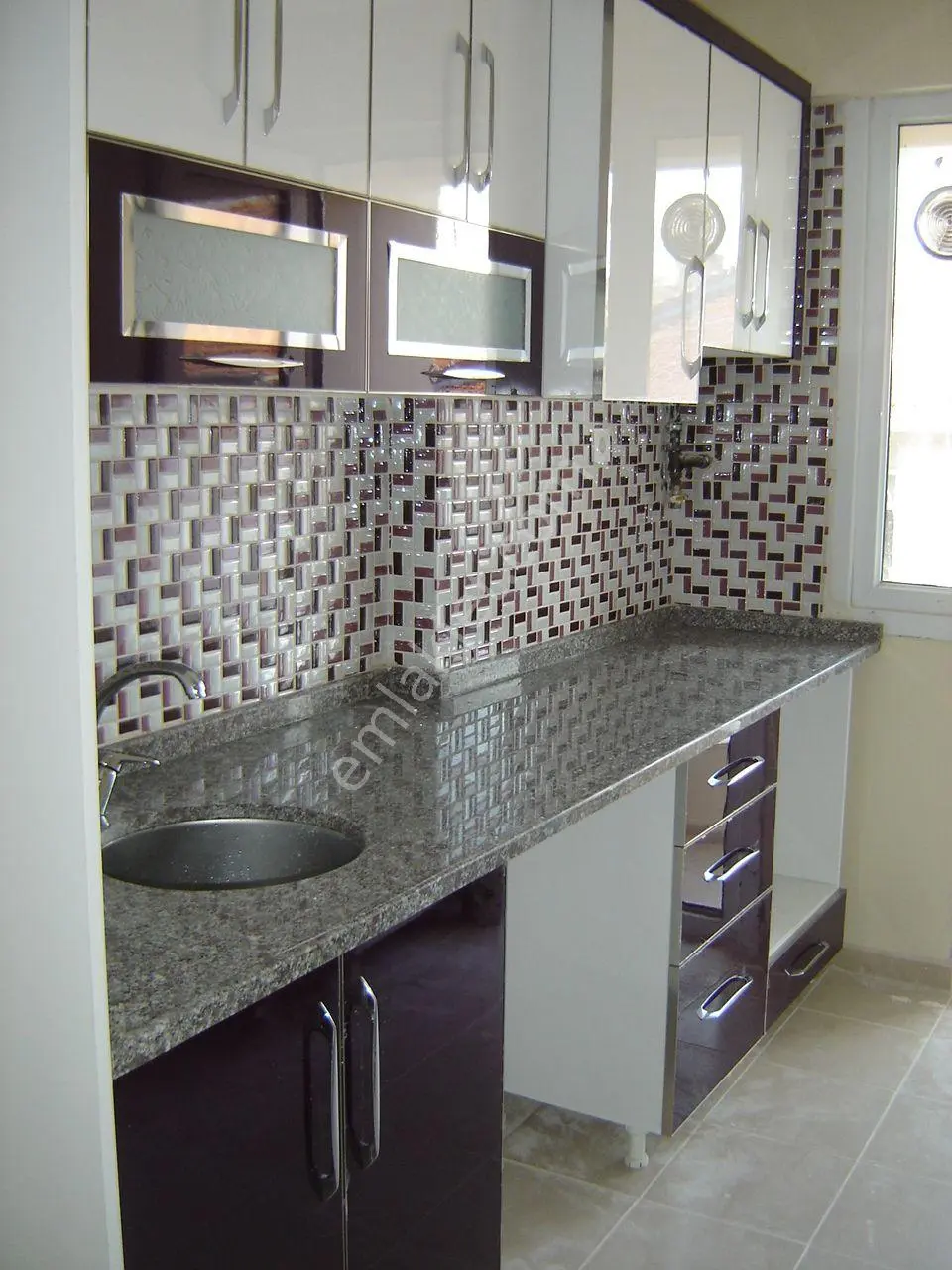 İstanbul House'dan Şirinevler Mah.'de Asansörlü 3+1 Daire - Görsel 5