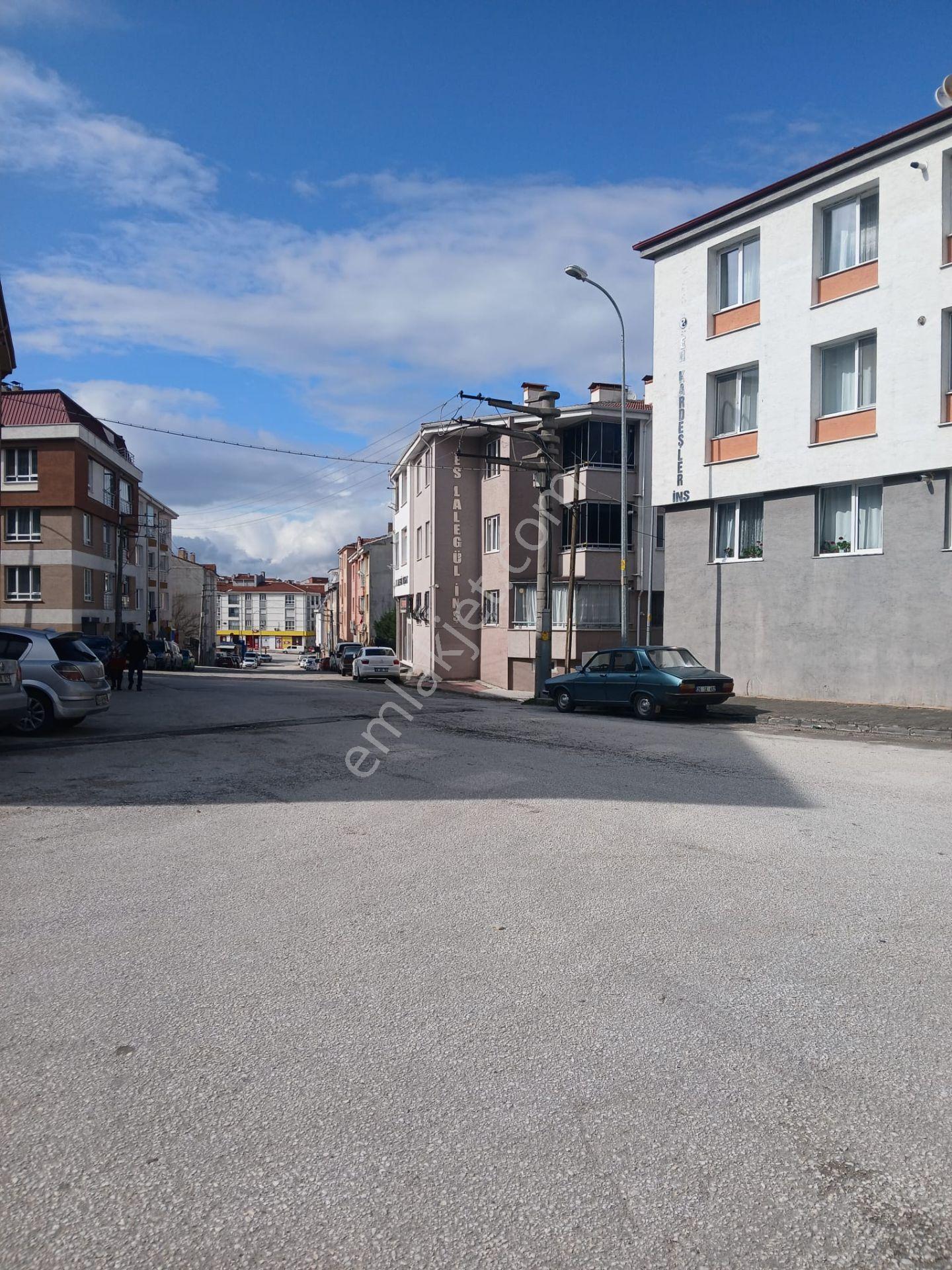 Rba'dan Emekte Ziya Gökalp Yakını Satılık 2+1 Daire - Görsel 19