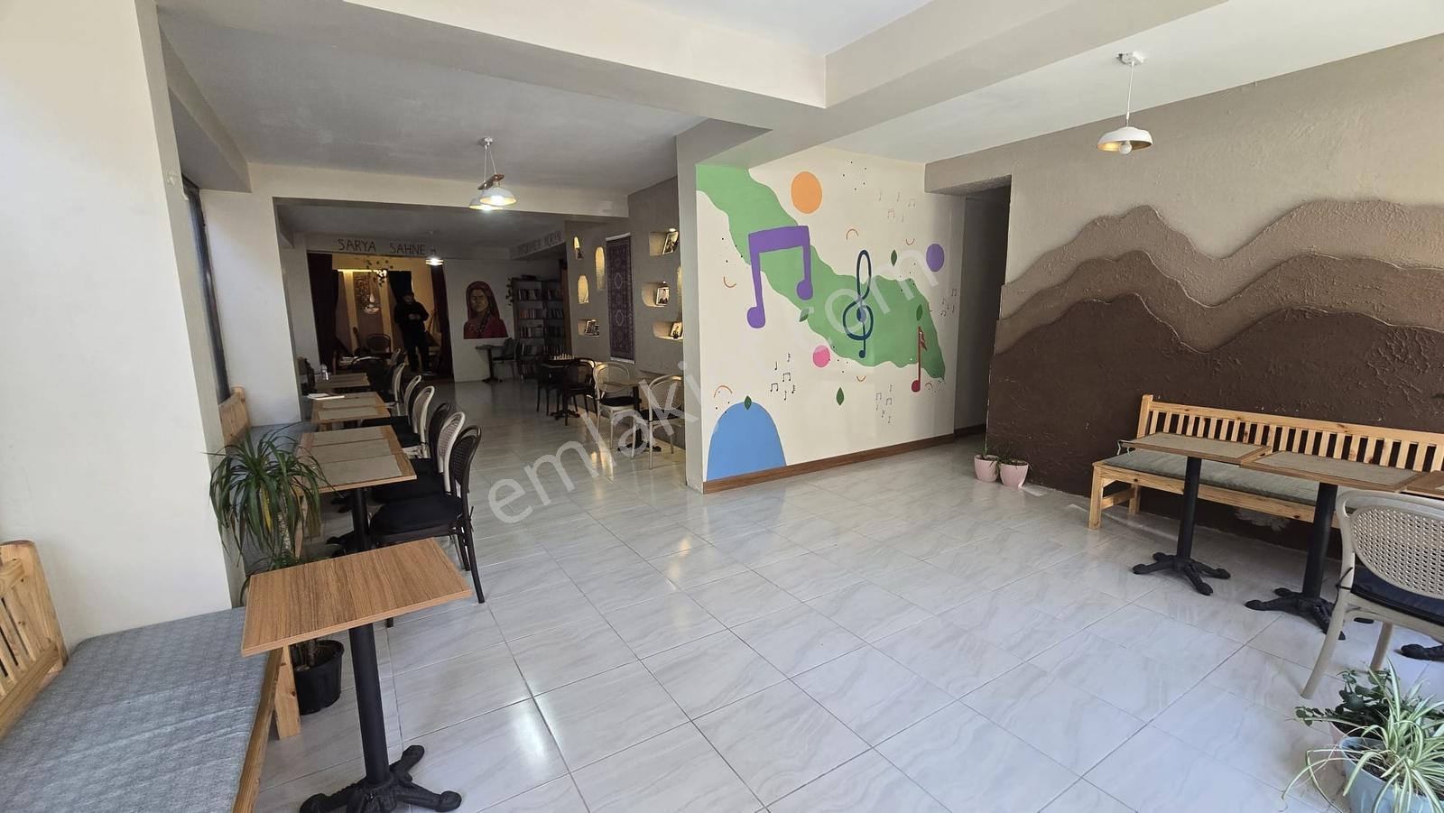 Avcılar Merkez Mahallesinde Bahçe Kullanımlı Satılık Dükkan - Görsel 15