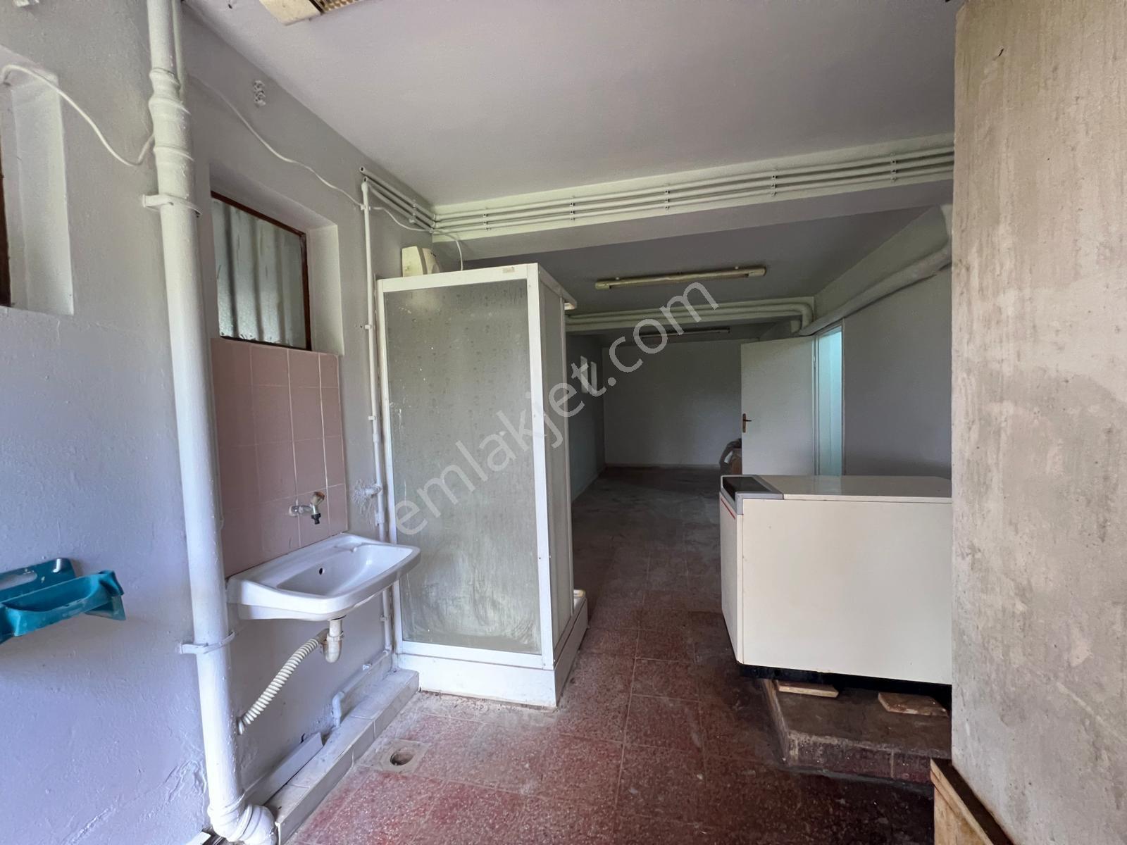 Sapanca Yanık'ta Göl Manzaralı 2845 Metre²arsa İçinde Lüx Villa! - Görsel 33