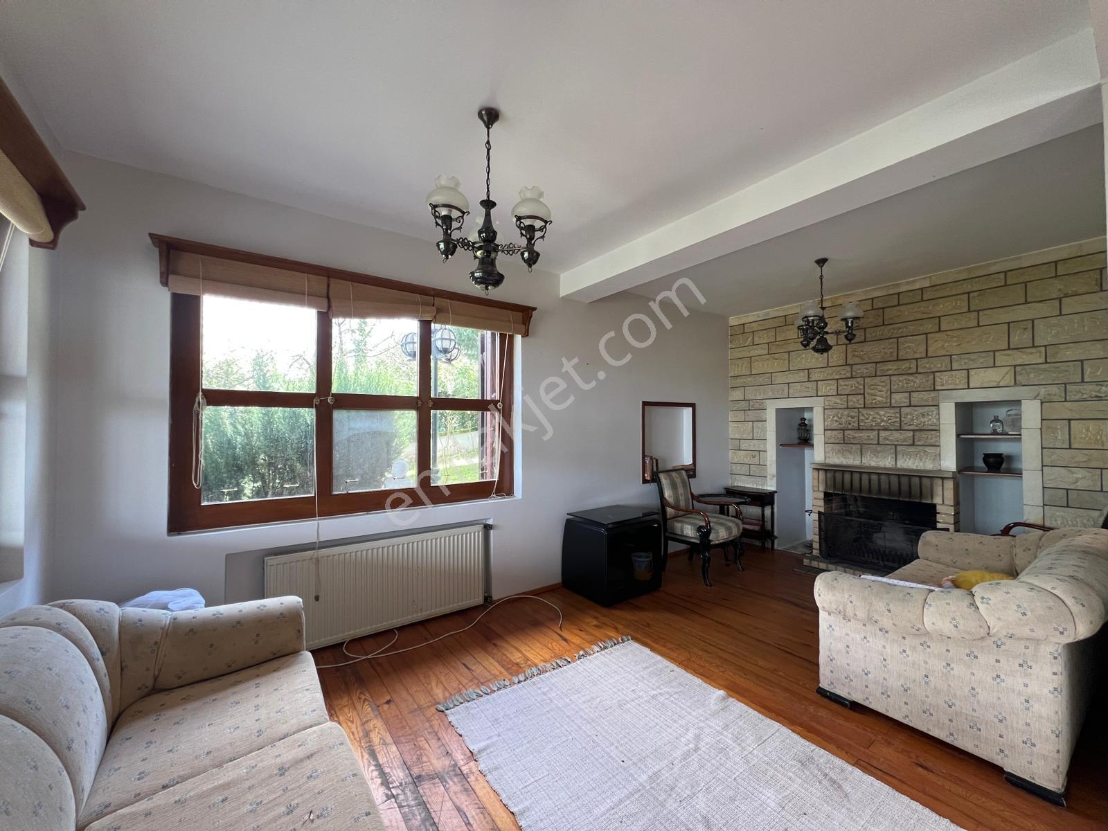 Sapanca Yanık'ta Göl Manzaralı 2845 Metre²arsa İçinde Lüx Villa! - Görsel 14