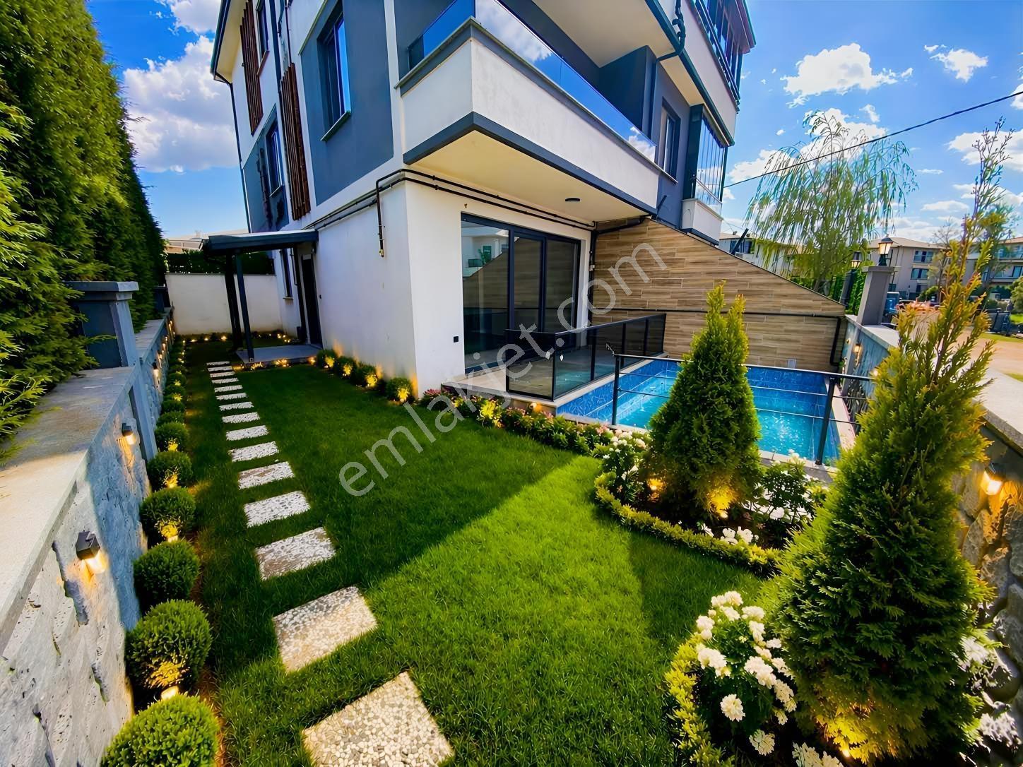 Müstakil Havuzlu Triblesk