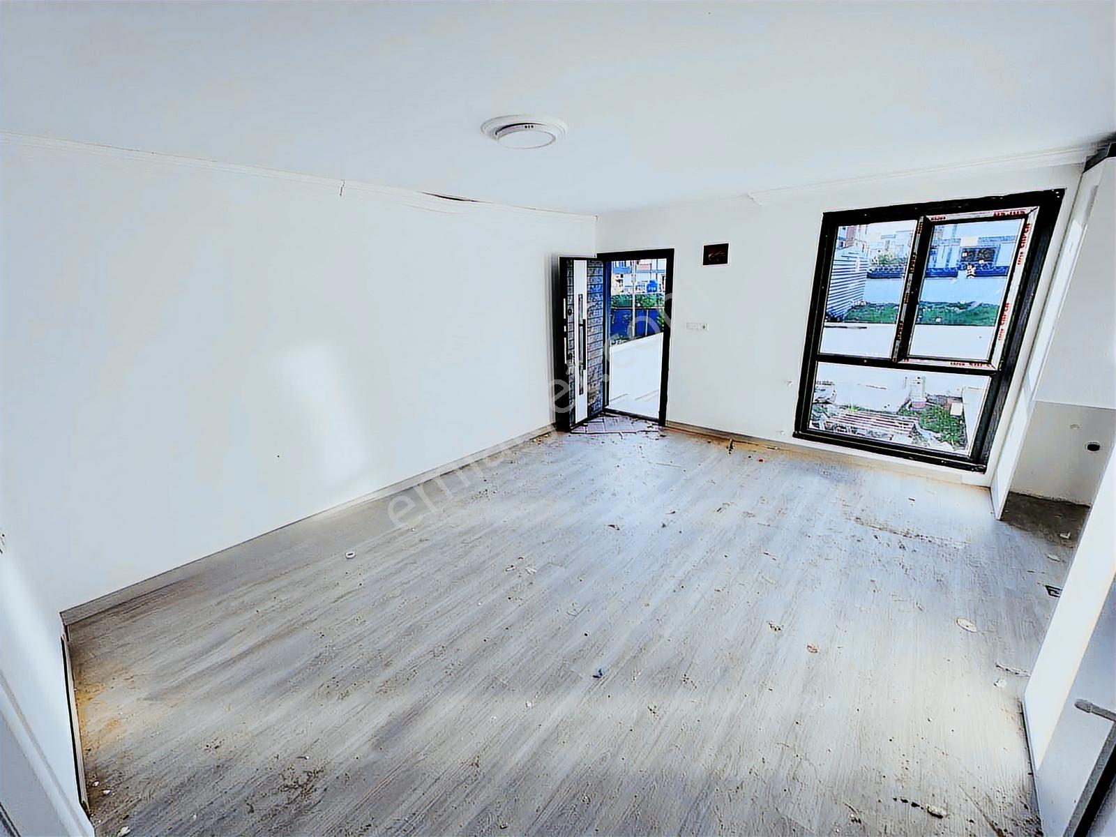 Re/max Kıyı'dan 2+1 Tekkatlı / Müstakil Ev / - Görsel 5