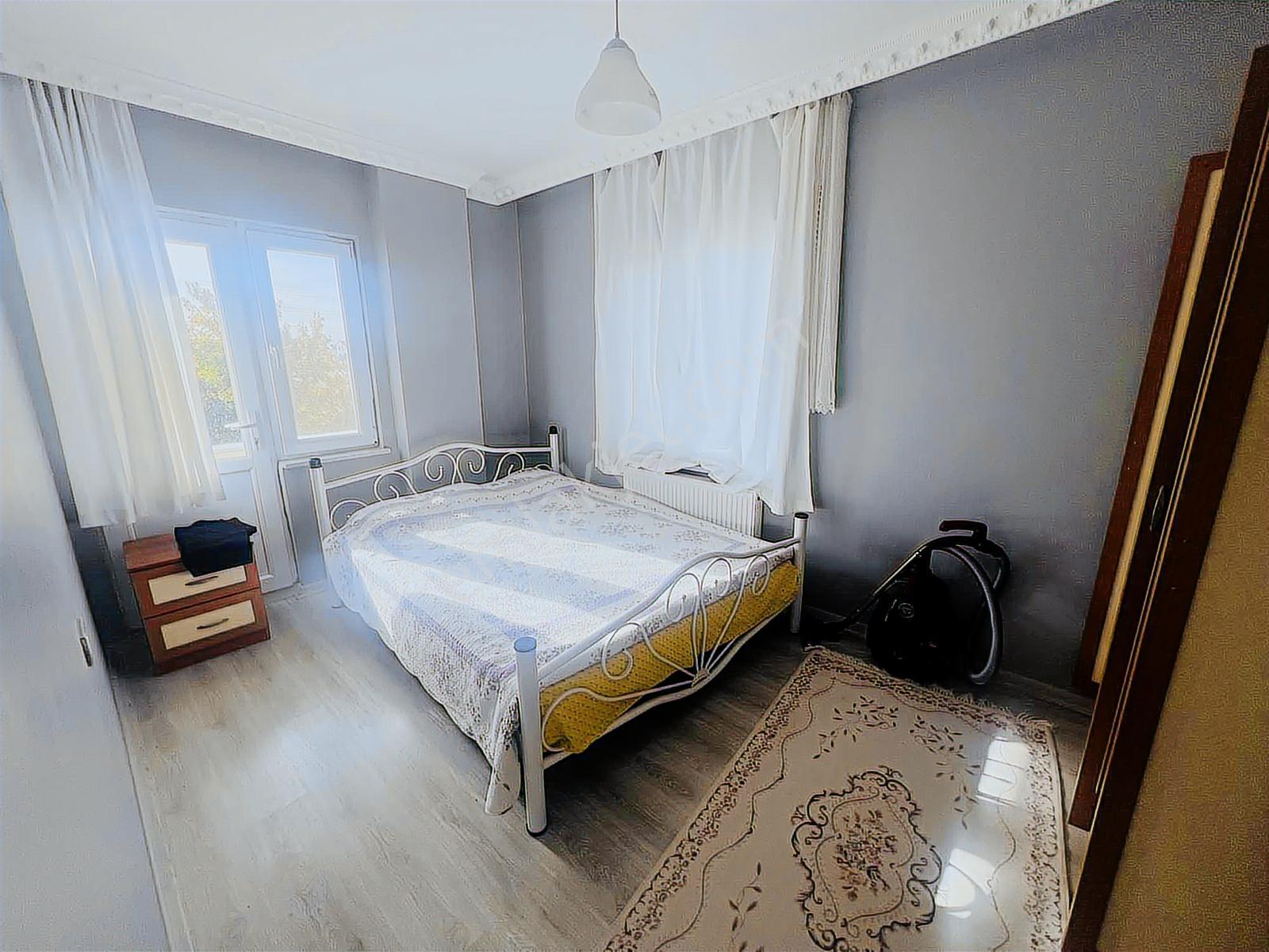 Re/max Kıyı ' Dan 3+1 Müstakil Geniş Bahçeli , Eksiksiz Villa ! - Görsel 24