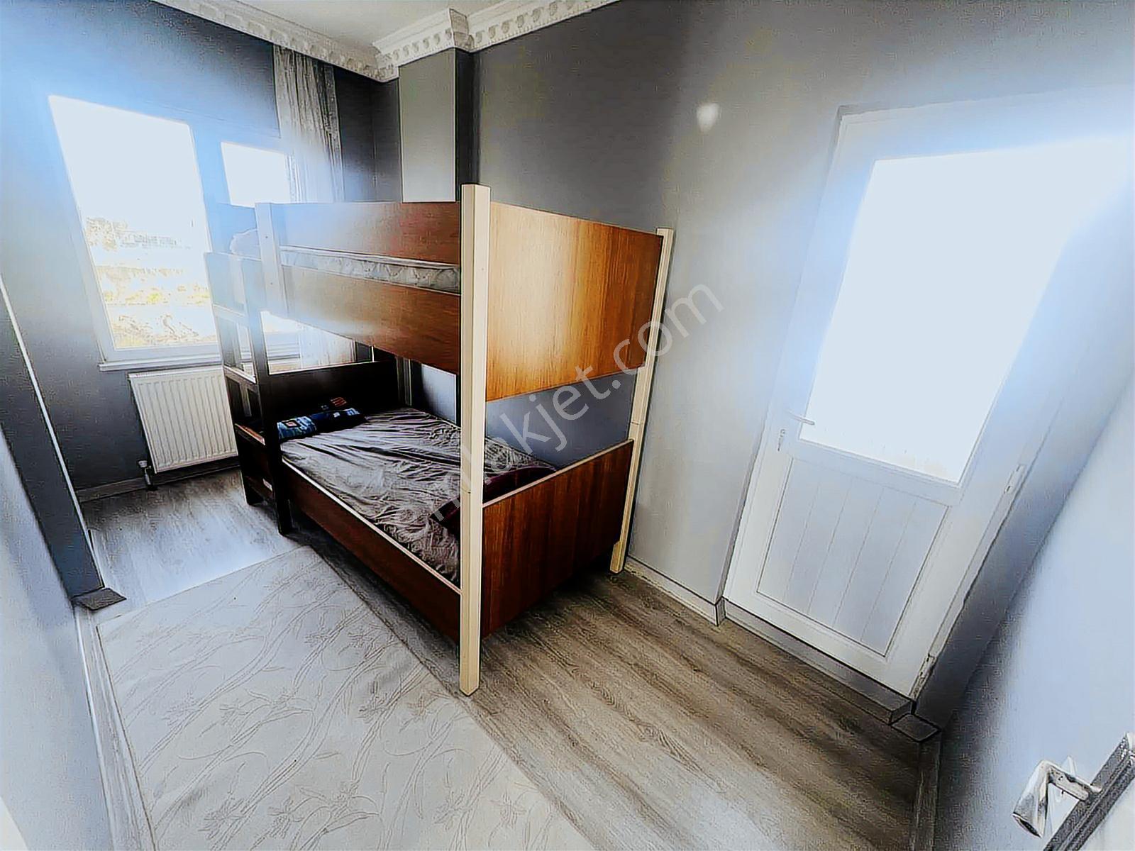 Re/max Kıyı ' Dan 3+1 Müstakil Geniş Bahçeli , Eksiksiz Villa ! - Görsel 30