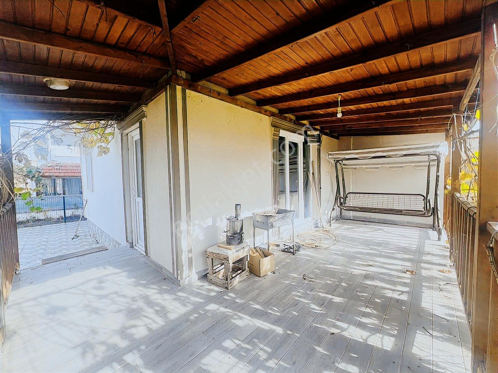 Re/max Kıyı ' Dan 3+1 Müstakil Geniş Bahçeli , Eksiksiz Villa ! - Görsel 26
