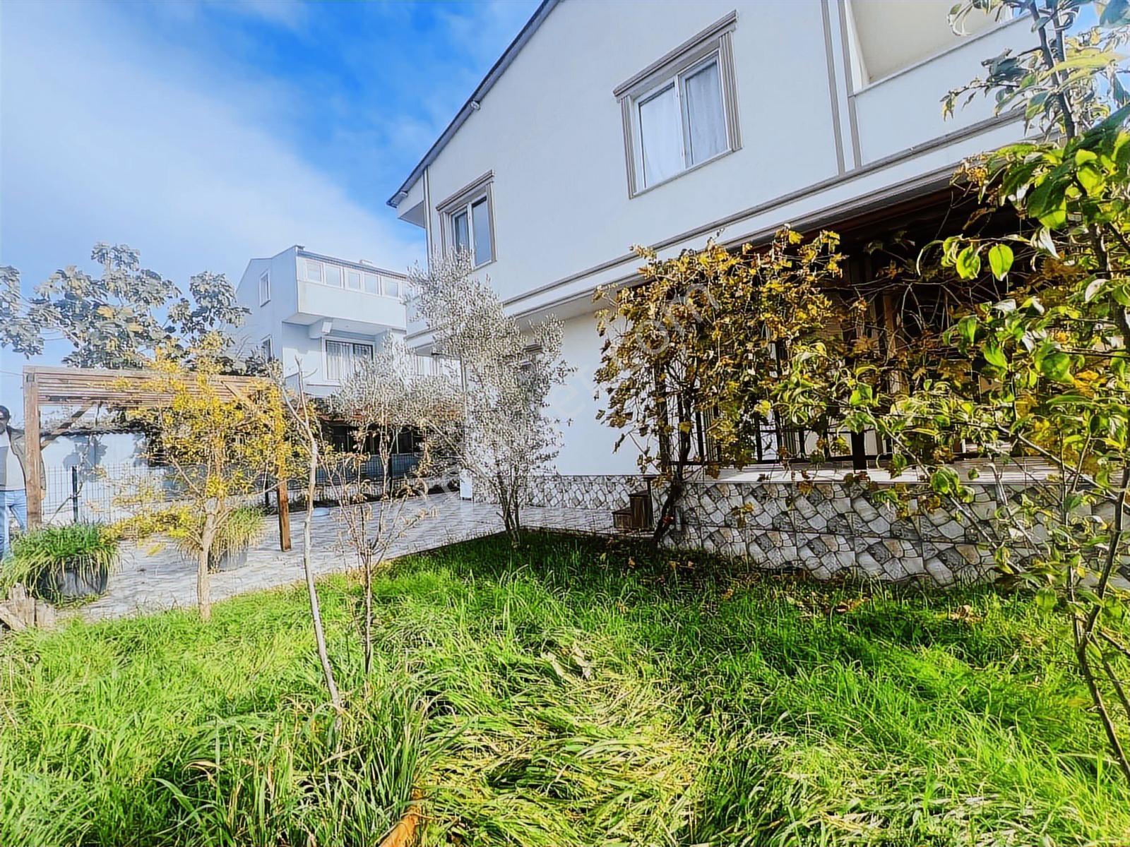 Re/max Kıyı ' Dan 3+1 Müstakil Geniş Bahçeli , Eksiksiz Villa ! - Görsel 18