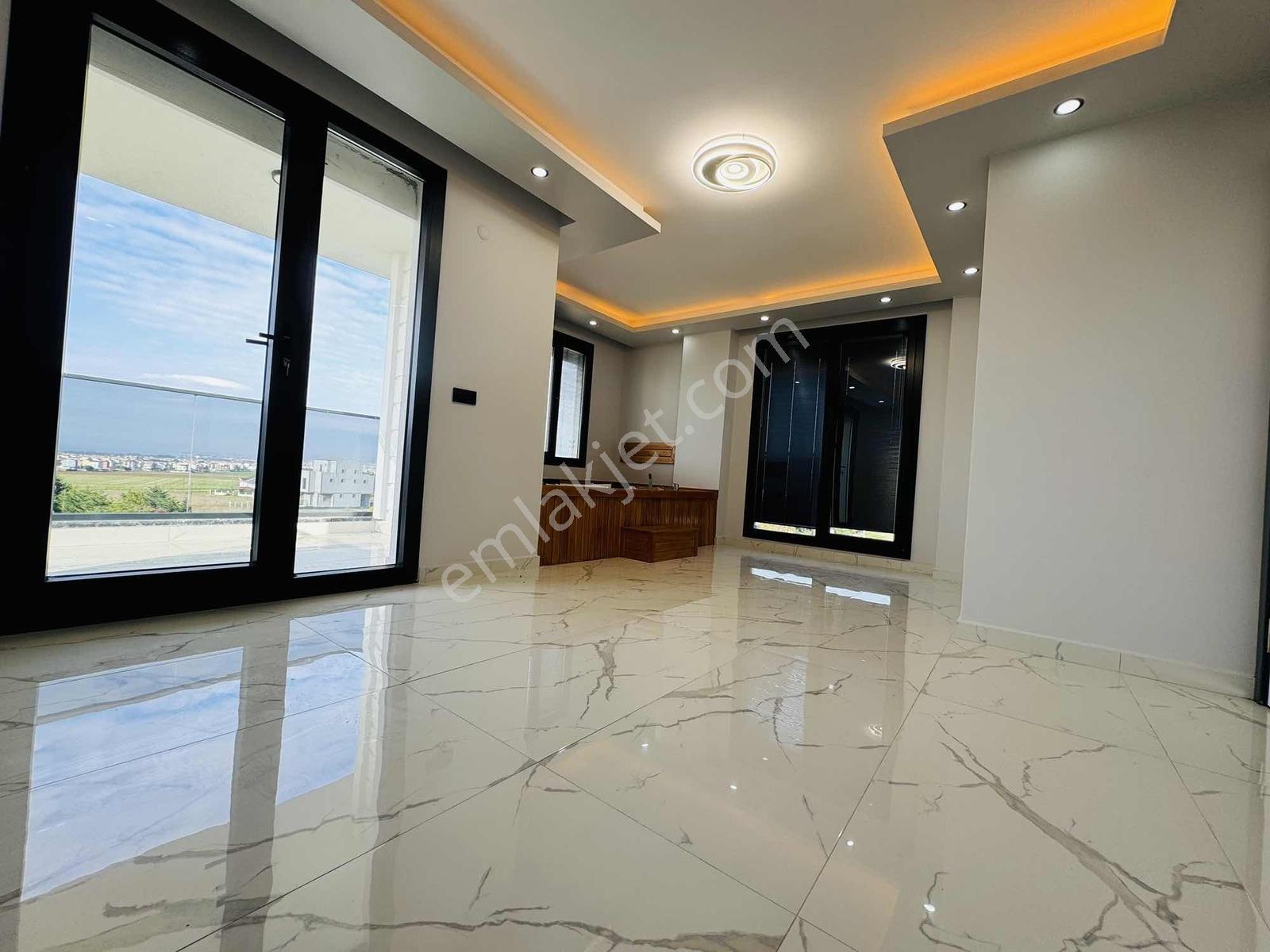 Re/max Kıyı ' Dan Satılık Saunalı Jakuzili Akıllı Müstakil Villa - Görsel 11