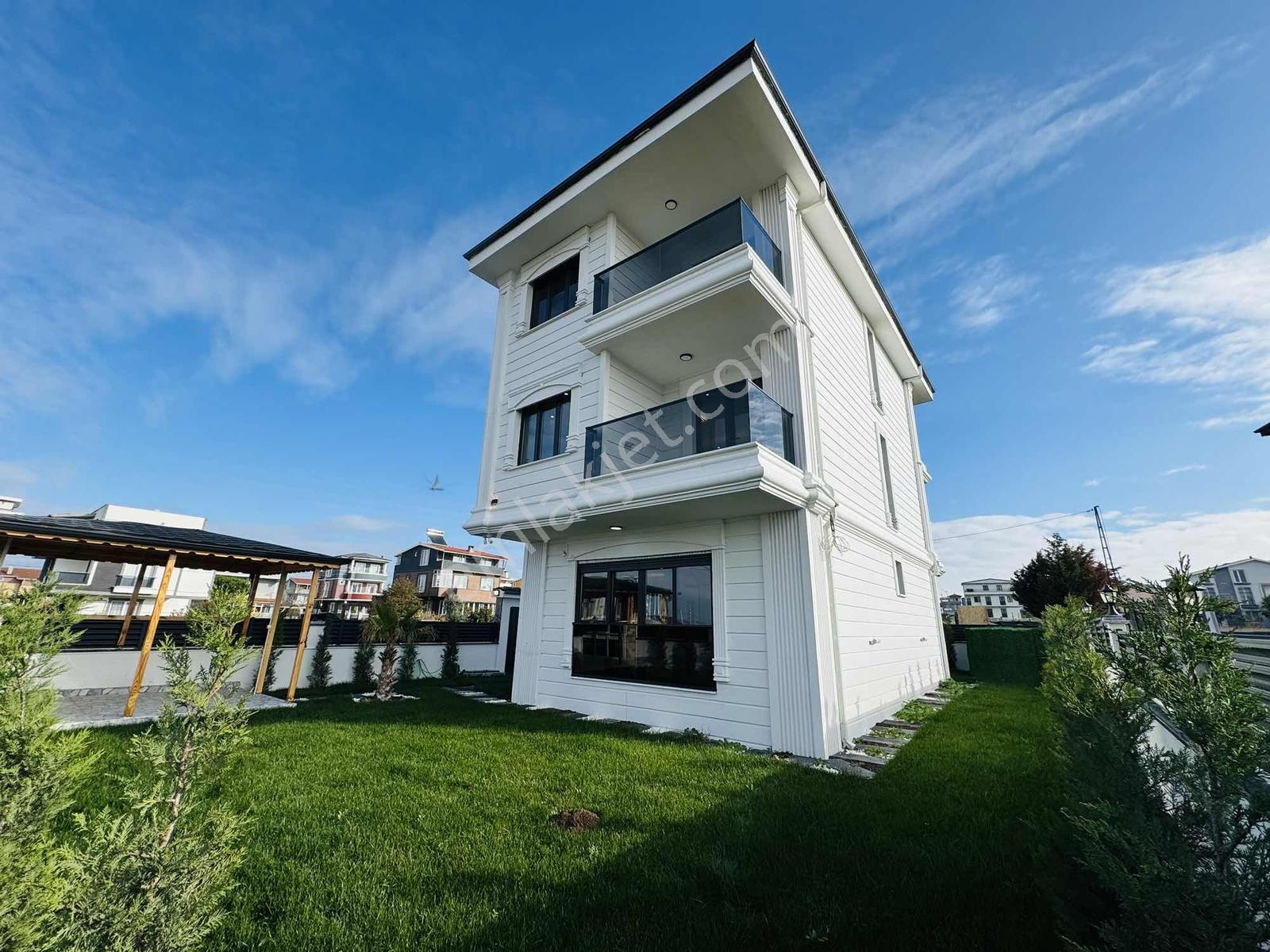 Re/max Kıyı ' Dan Satılık Saunalı Jakuzili Akıllı Müstakil Villa - Görsel 14