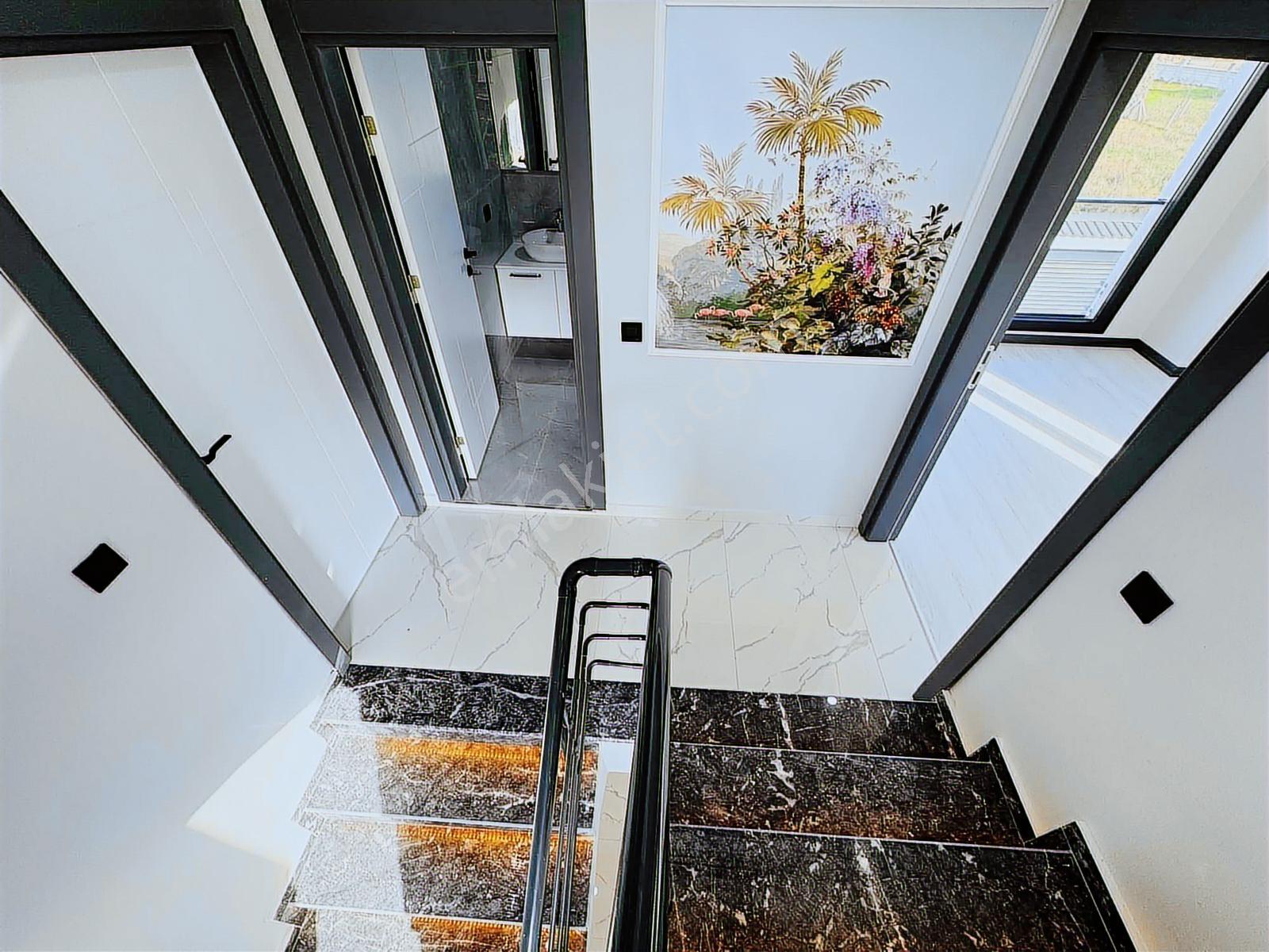 Re/max Kıyı ' Dan Satılık Saunalı Jakuzili Akıllı Müstakil Villa - Görsel 24