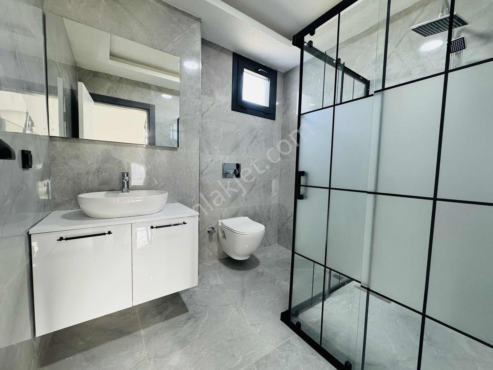 Re/max Kıyı ' Dan Satılık Saunalı Jakuzili Akıllı Müstakil Villa - Görsel 30