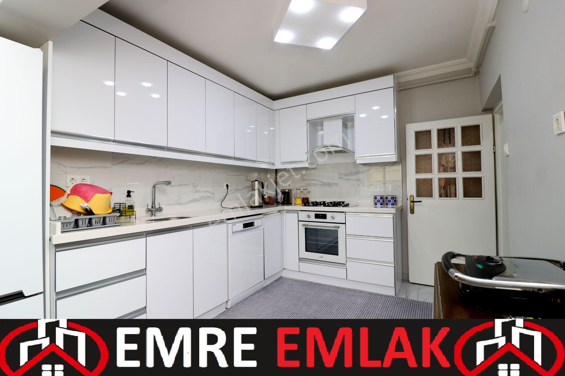 Emre Emlak'tan Oğuzlar'da Site İçinde Bulvar Üzeri Full Yapılı 3+1 Satılık Daire