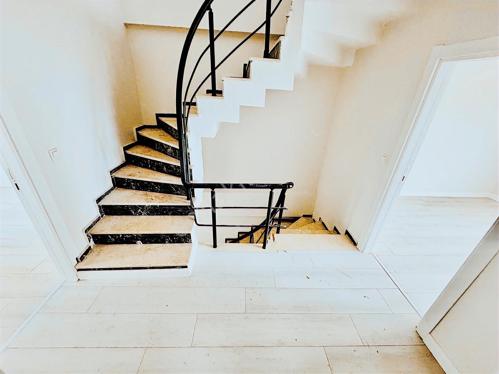 Re/max Kıyı Dan Peyzaj Hediyeli Son 6 Villa 4+1 Deniz Manzaralı - Görsel 6