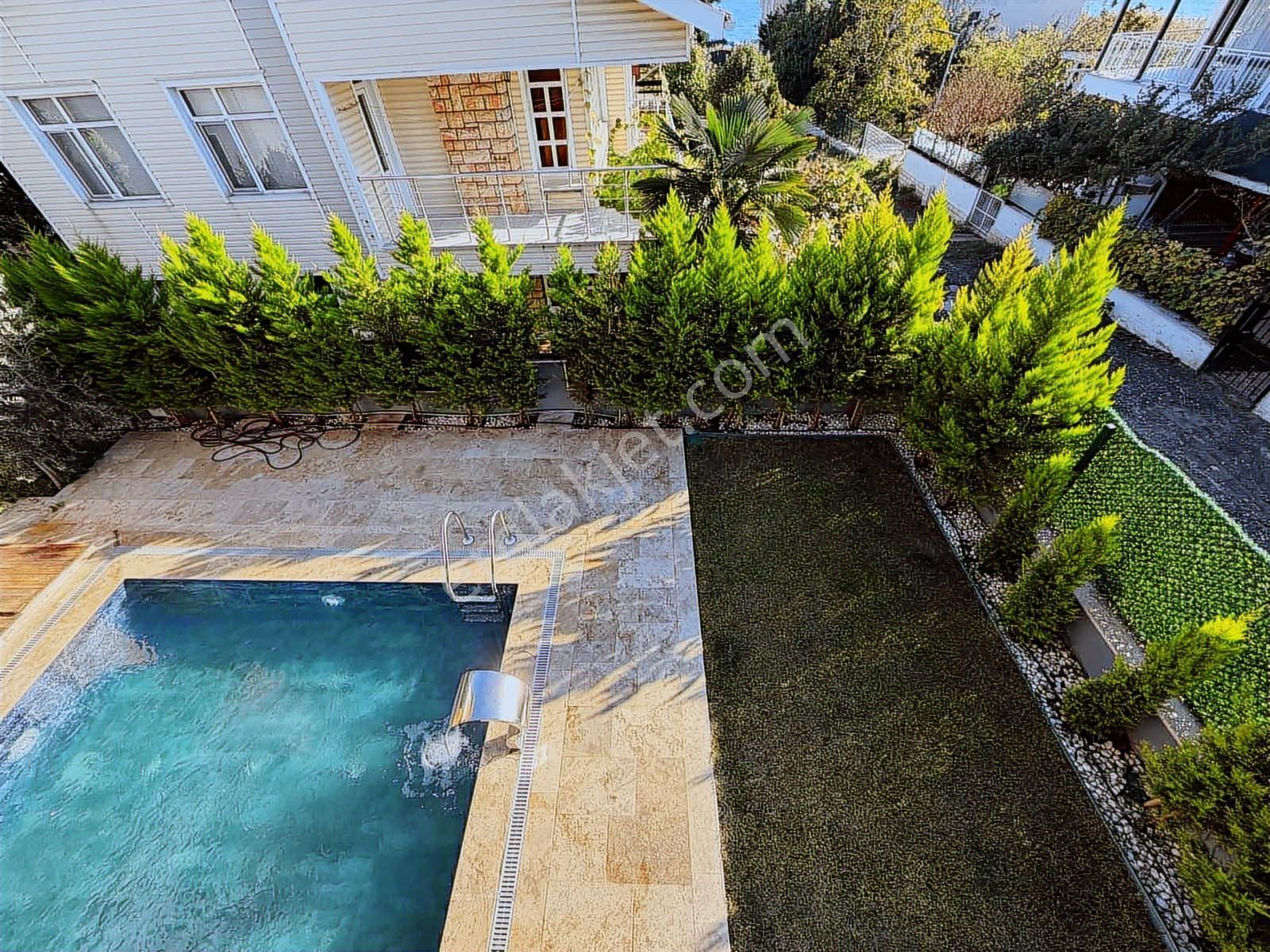Re/max Kıyı Dan Satılık 7+2 Havuzlu Müstakil Emsalsiz Özel Villa - Görsel 49