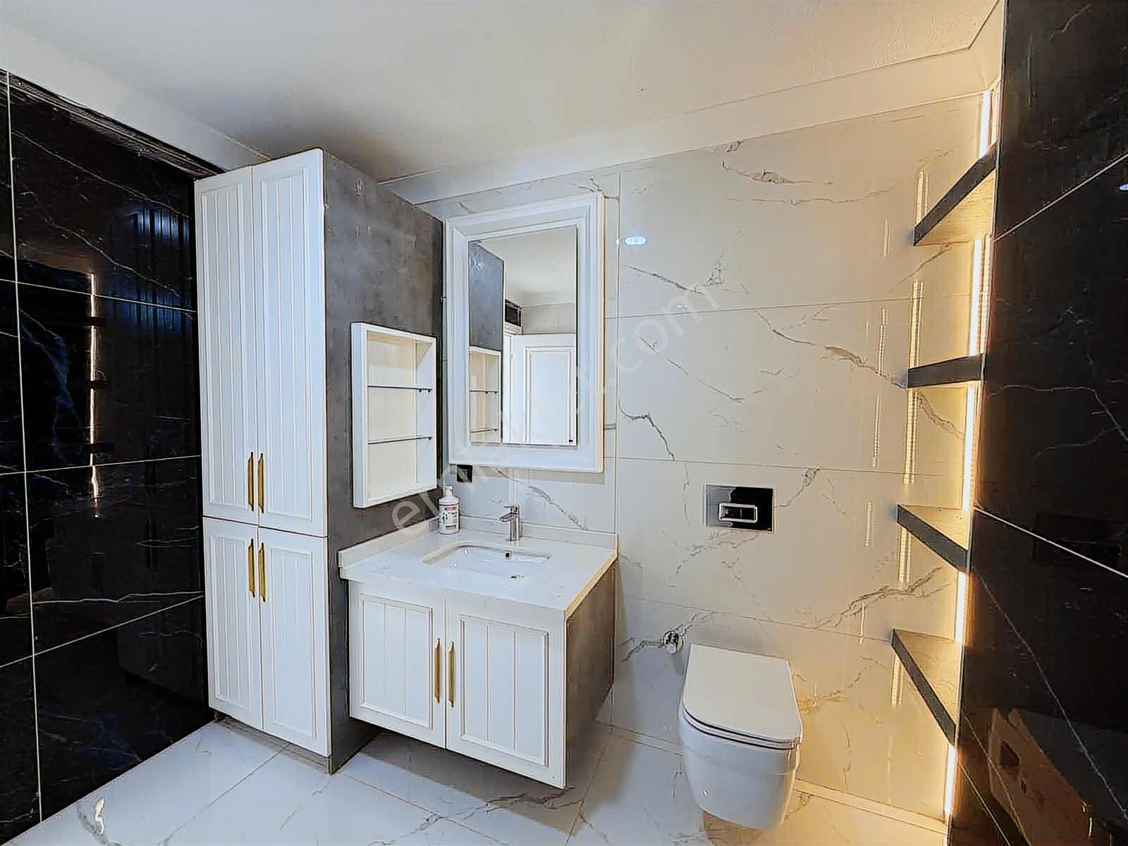 Re/max Kıyı Dan Satılık 7+2 Havuzlu Müstakil Emsalsiz Özel Villa - Görsel 44