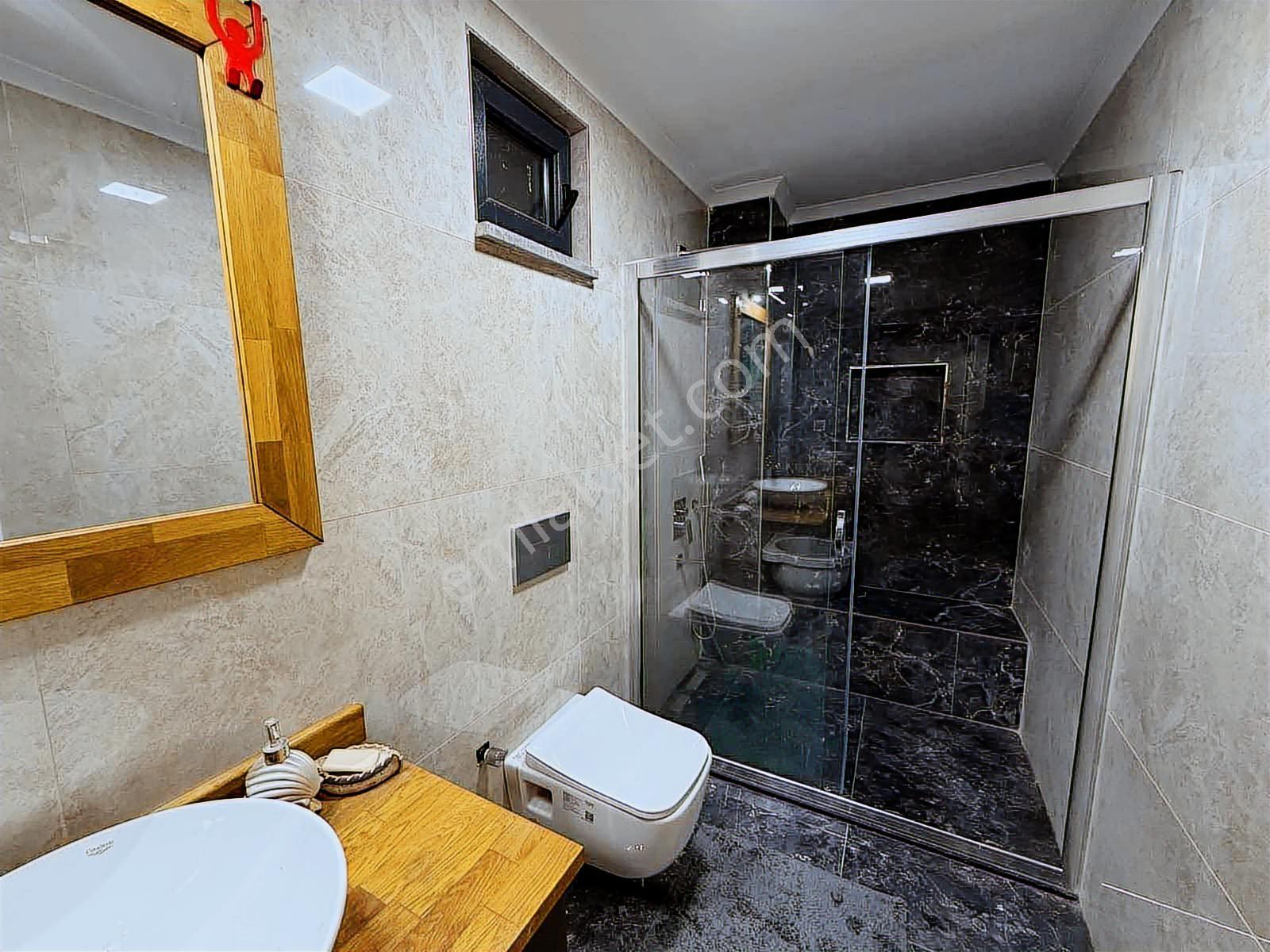 Re/max Kıyı Dan 5+1 Özel Yapım Acık Teraslı Lebi Derya Müstakil - Görsel 30