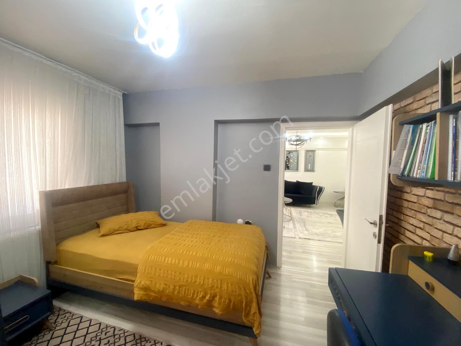 Uzman Emlak'dan 19 Mayıs Caddesinde Kot '1 ( Altında Daire Var) Full Yapılı 3+1 Daire - Görsel 8