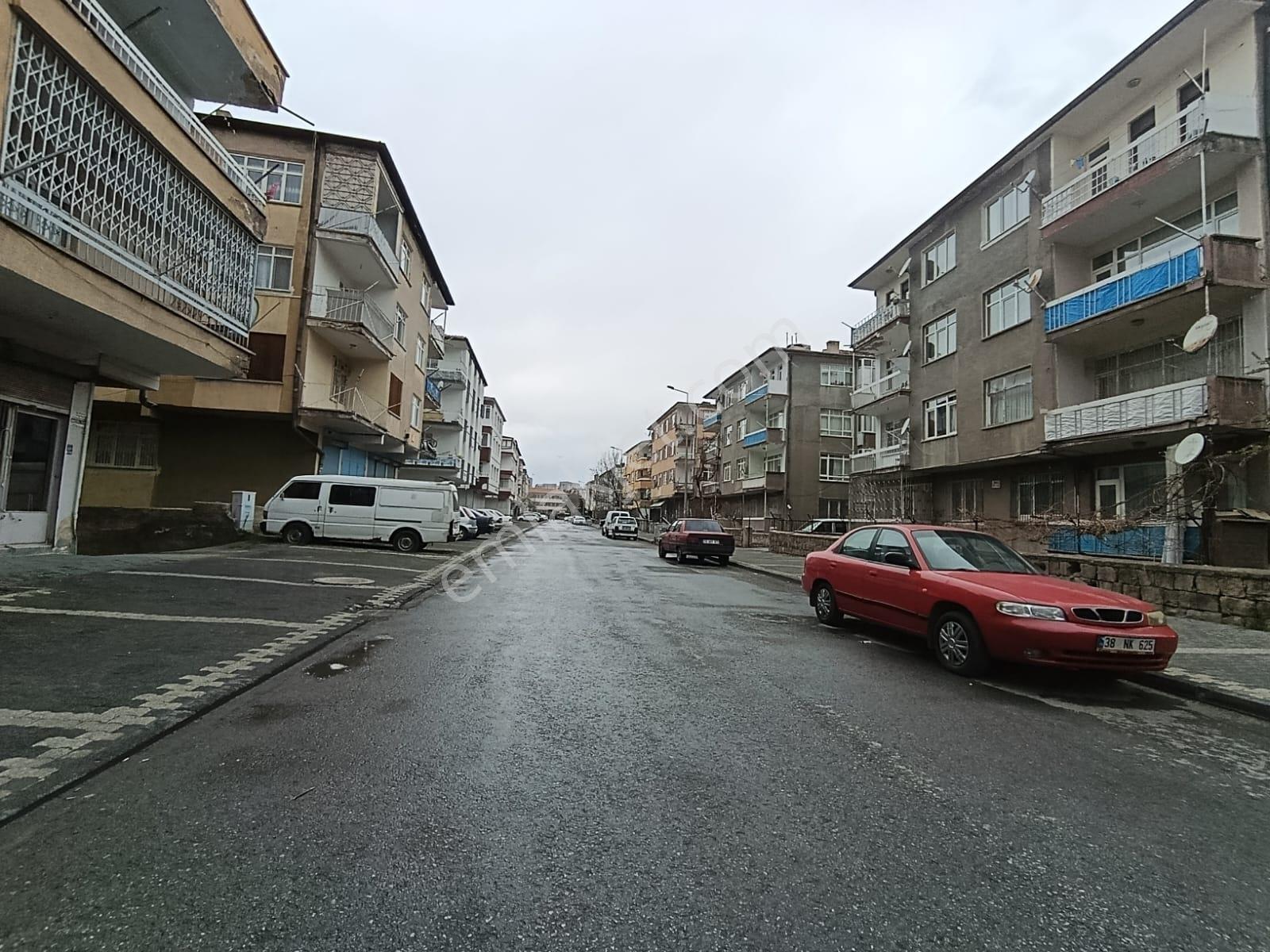 Fevziçakmak Mah.içi Yapılı Krediye Uygun Kombili 3+1 - Görsel 3