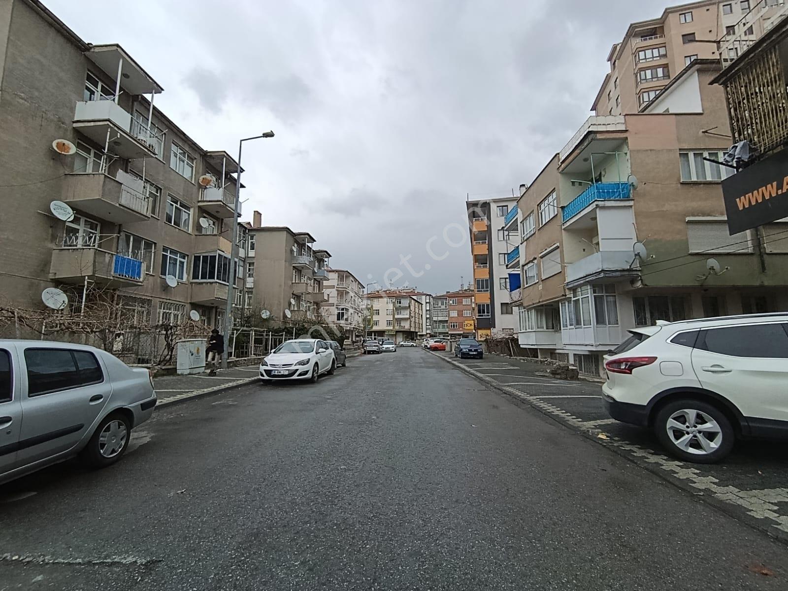 Fevziçakmak Mah.içi Yapılı Krediye Uygun Kombili 3+1 - Görsel 17