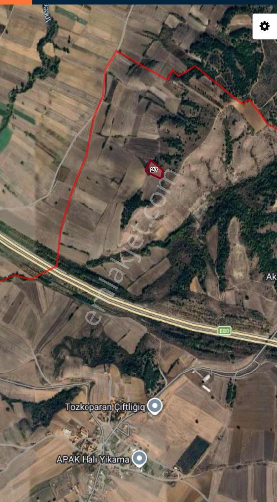 Karahalil Beldesine Yakın Mera'ya Cephe 5300m2 Satılık Tarla