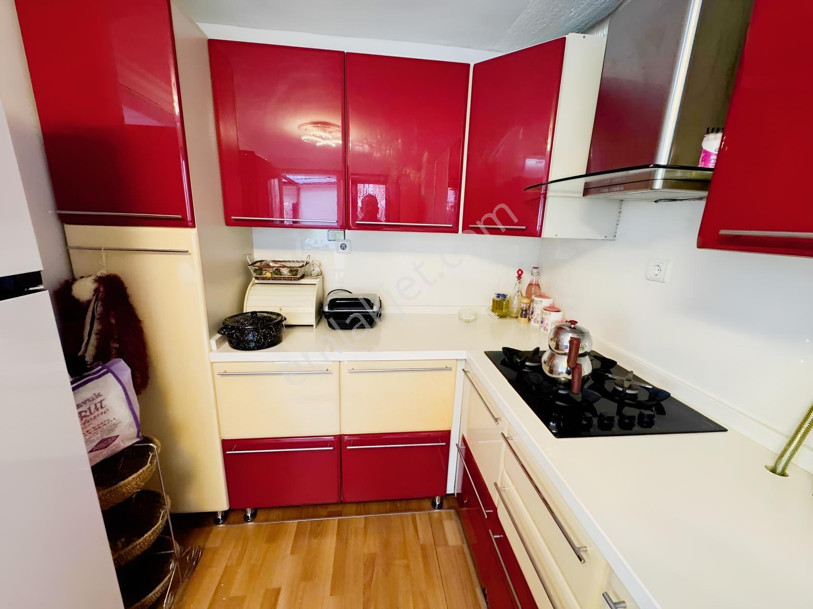 Sağlam Emlaktan Bayındır Villalarında Satılık Lüks Villa - Görsel 22
