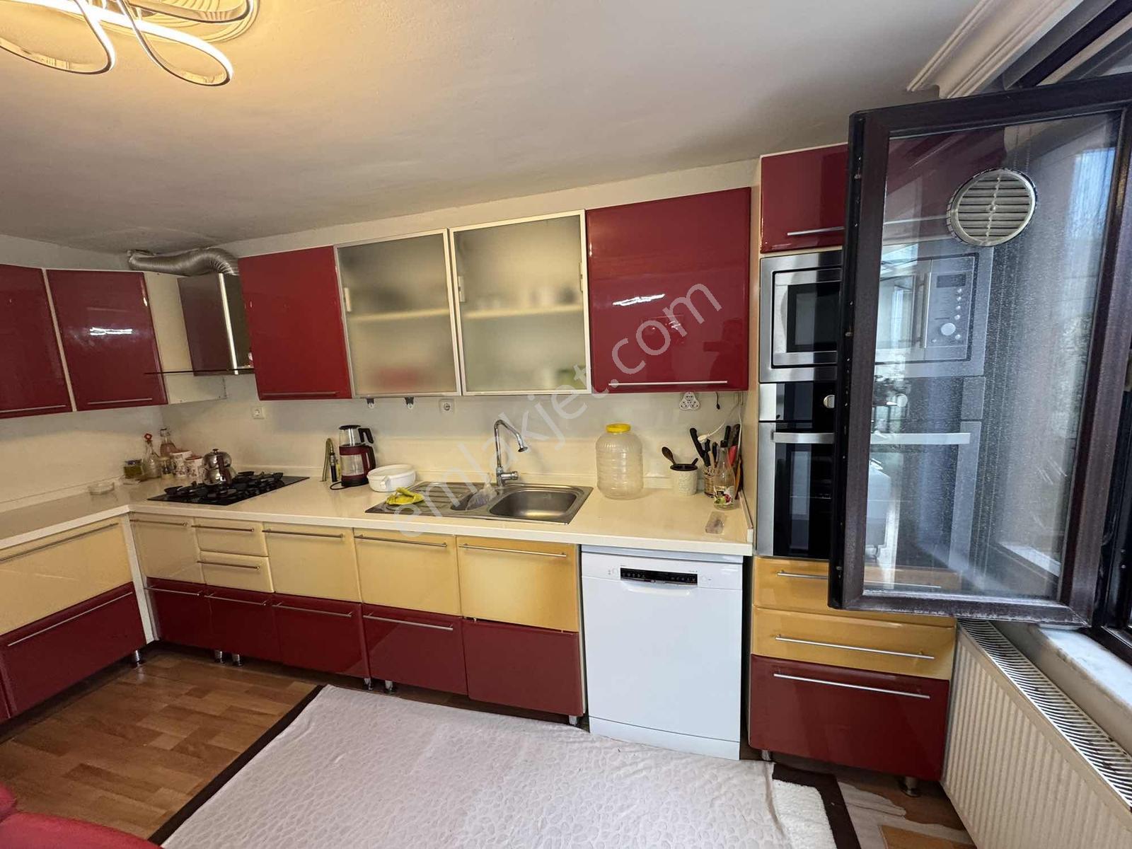 Sağlam Emlaktan Bayındır Villalarında Satılık Lüks Villa - Görsel 11
