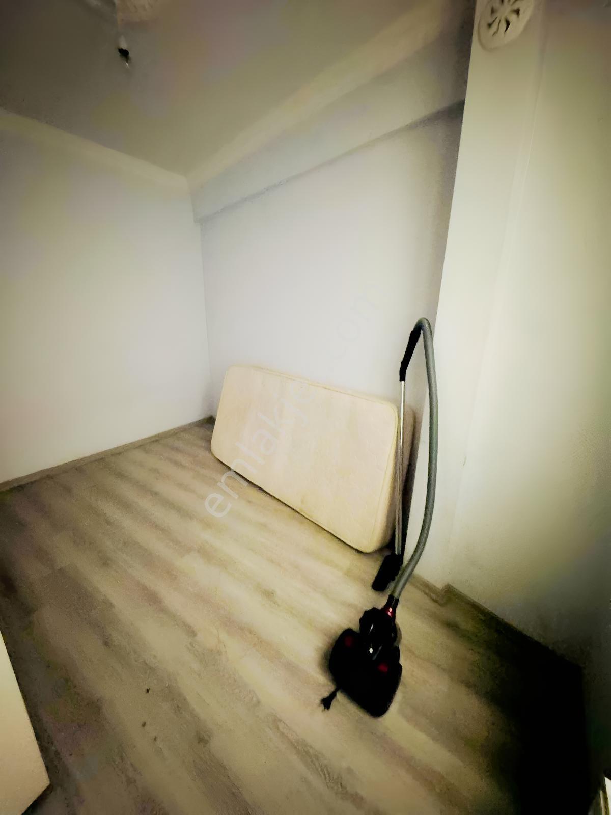 Atatürk Mahallesinde 2+1 Arakat Kiralık Daire - Görsel 7