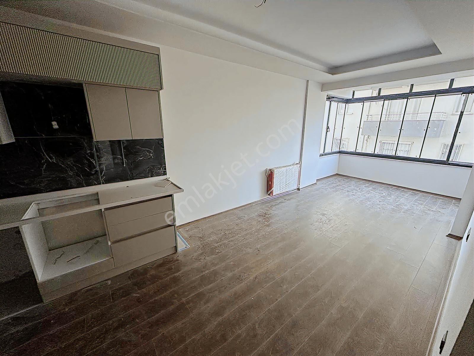 Palm City'den Çeşmeli'de Kiralık Geniş 2+1 Daire - Görsel 3
