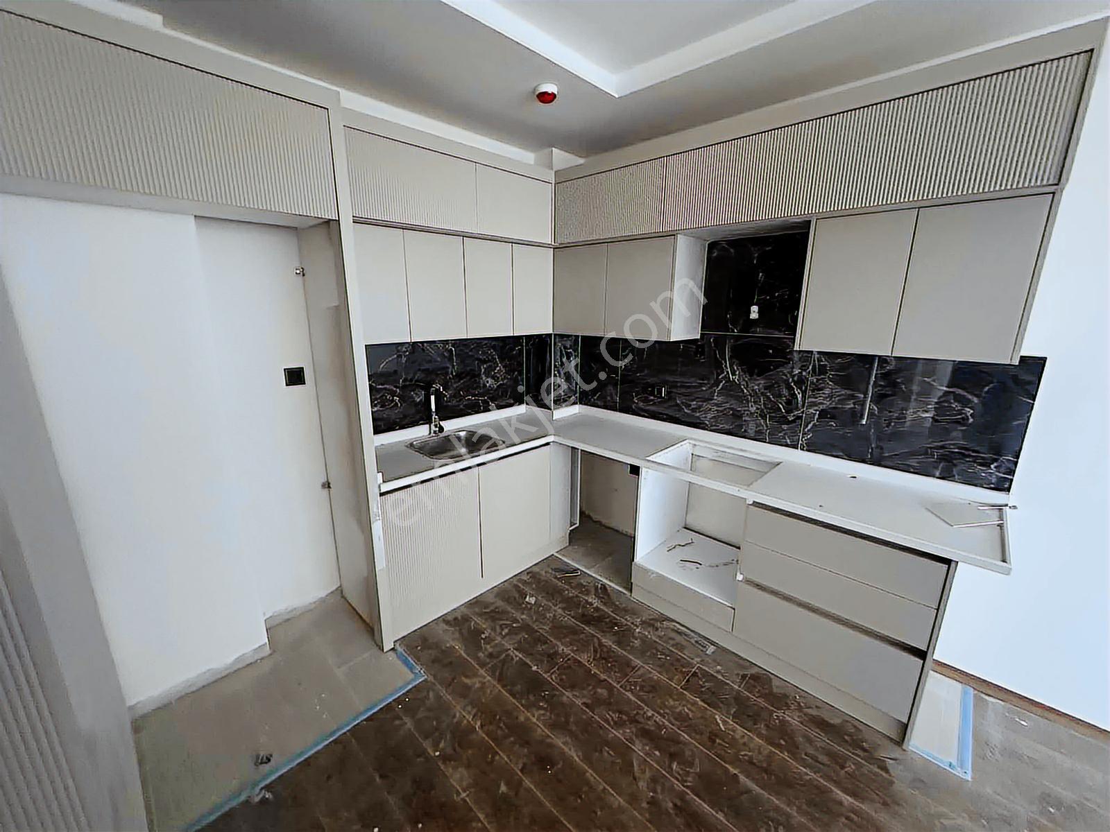 Palm City'den Çeşmeli'de Kiralık Geniş 2+1 Daire - Görsel 6