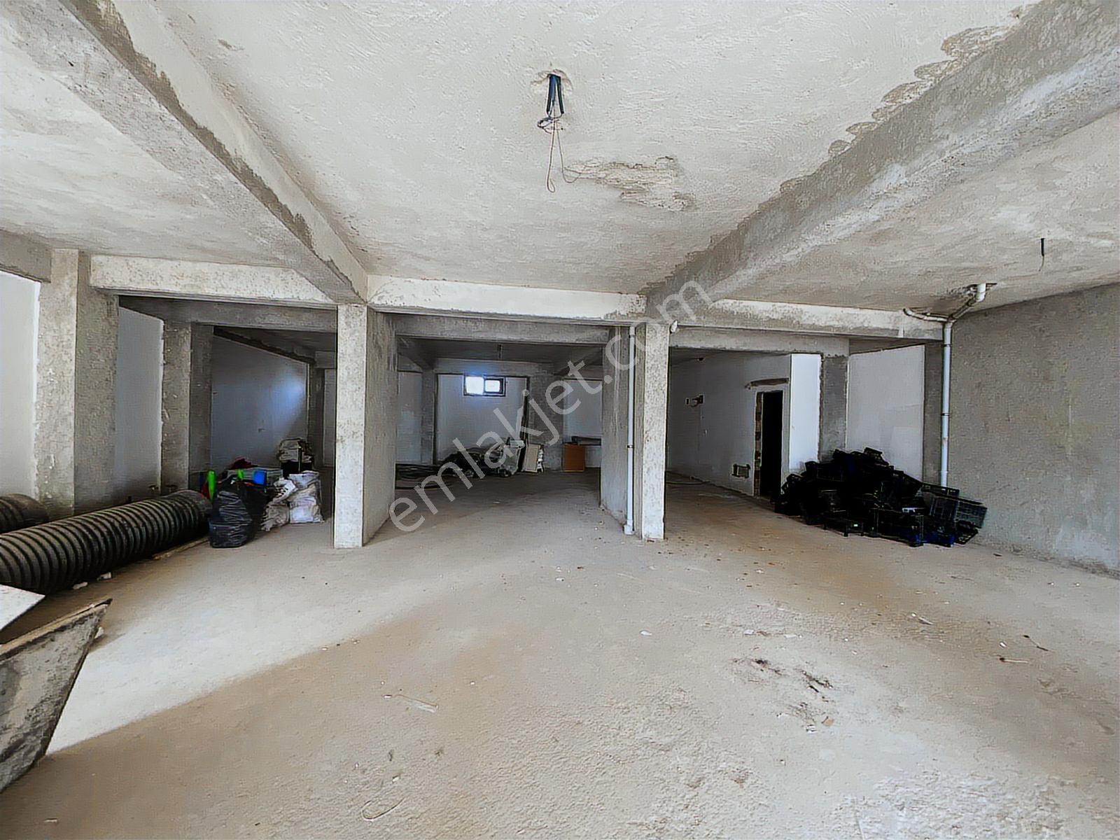 Palm City'den Yaşar Doğuya Sıfır Kiralık Geniş Dükkan - Görsel 3
