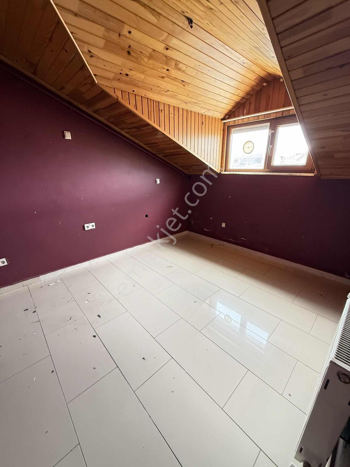 Bakırköy Merkezi Konumda Satılık 4+1 Dubleks Daire - Görsel 24