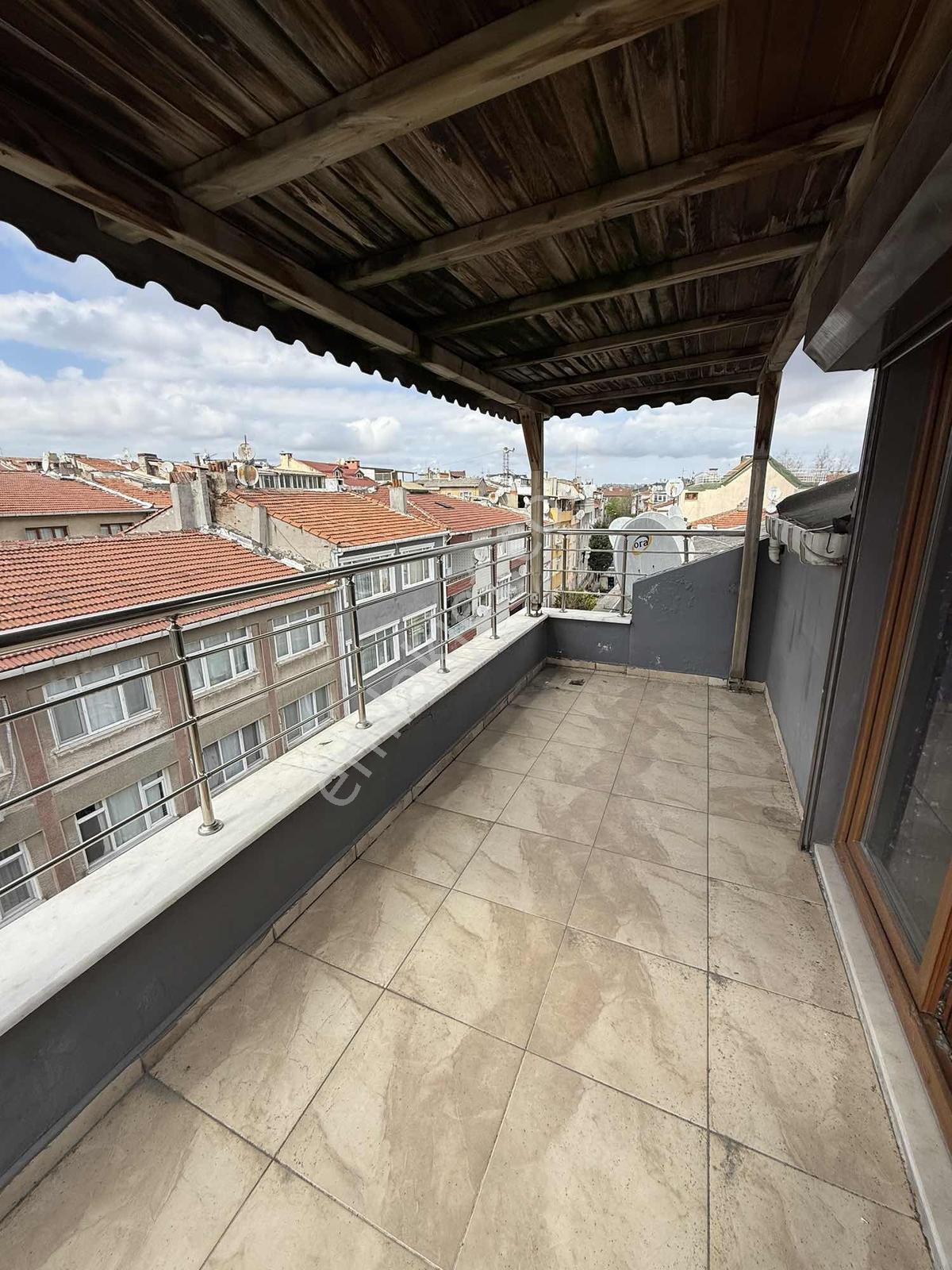 Bakırköy Merkezi Konumda Satılık 4+1 Dubleks Daire - Görsel 13