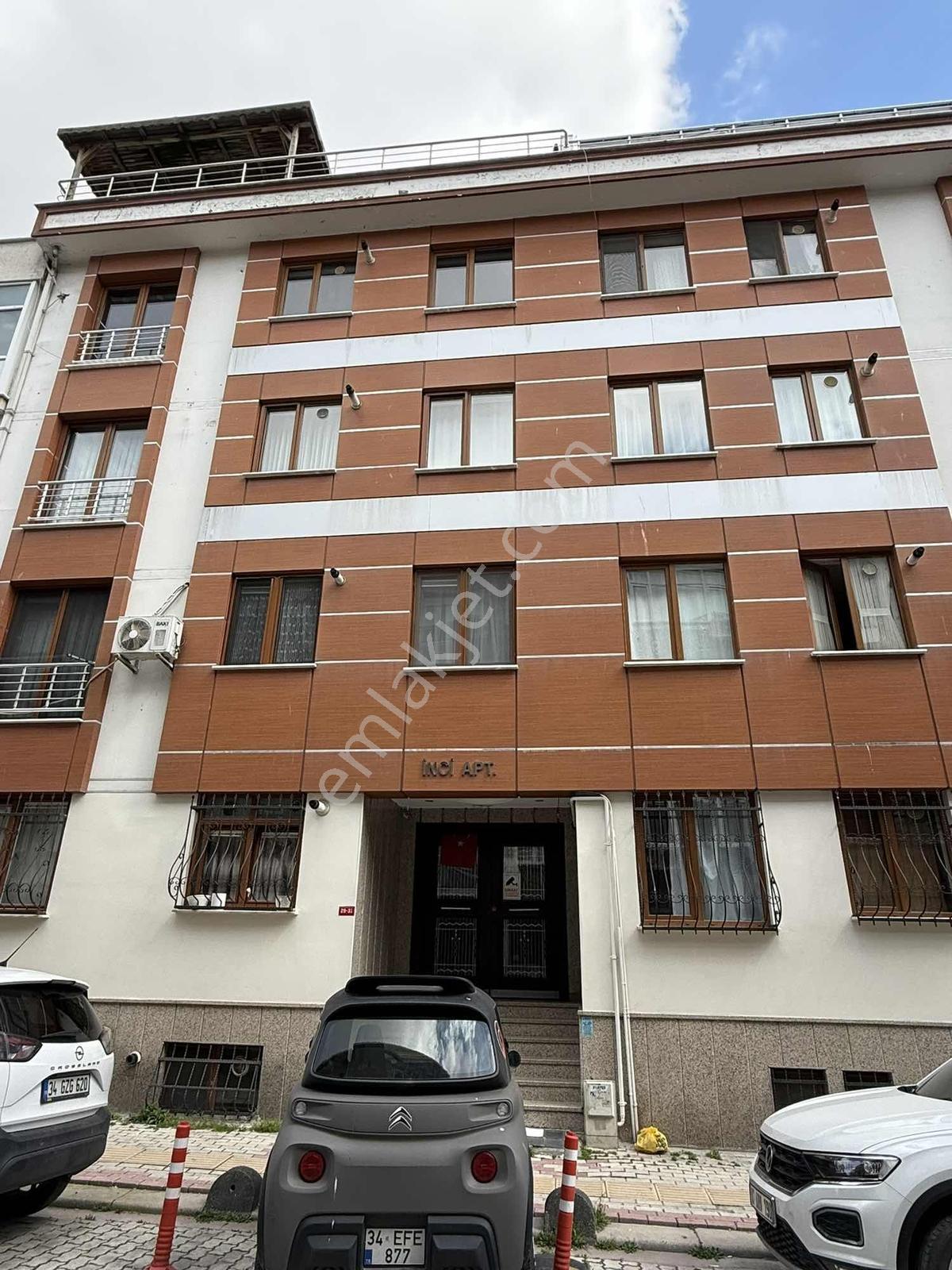 Bakırköy Merkezi Konumda Satılık 4+1 Dubleks Daire - Görsel 19