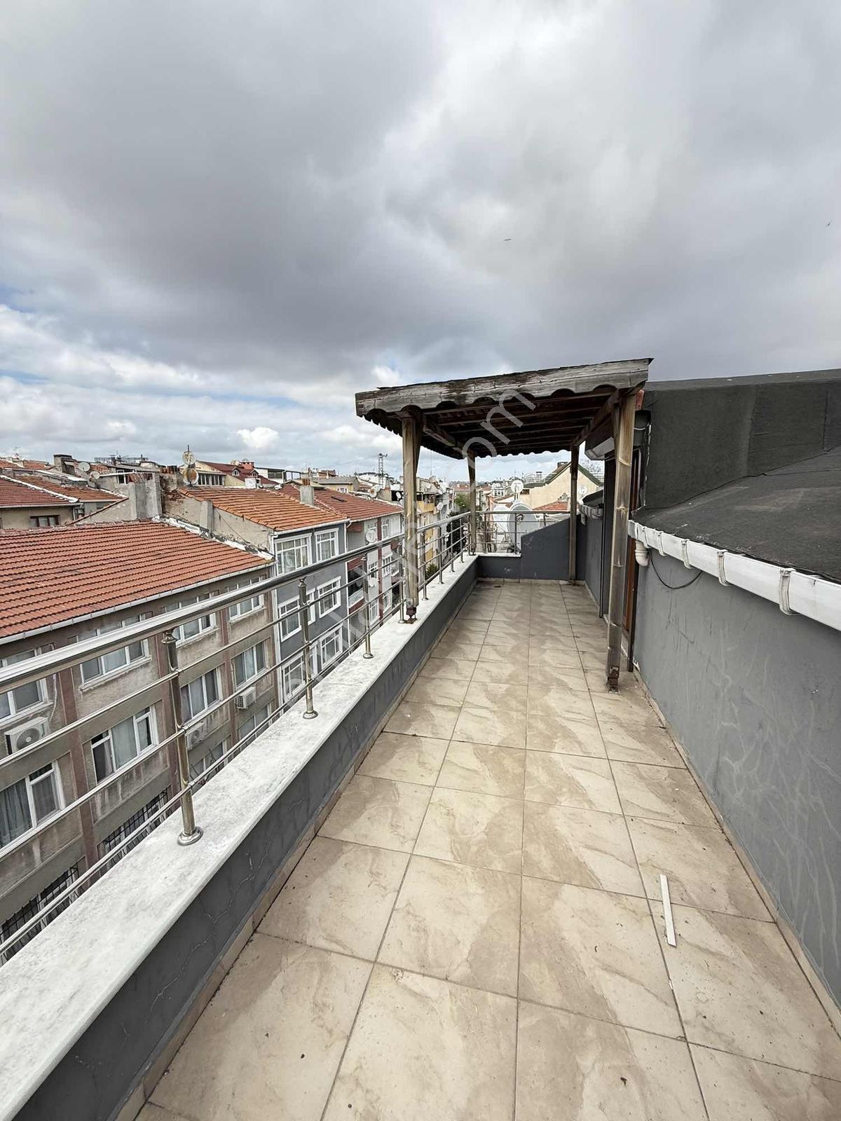 Bakırköy Merkezi Konumda Satılık 4+1 Dubleks Daire - Görsel 20