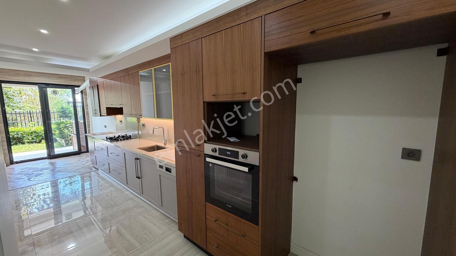 Rose Marine Yalıda Bahçe Katı Denize Karşı 3+1 Kiralık Lüx Daire - Görsel 14