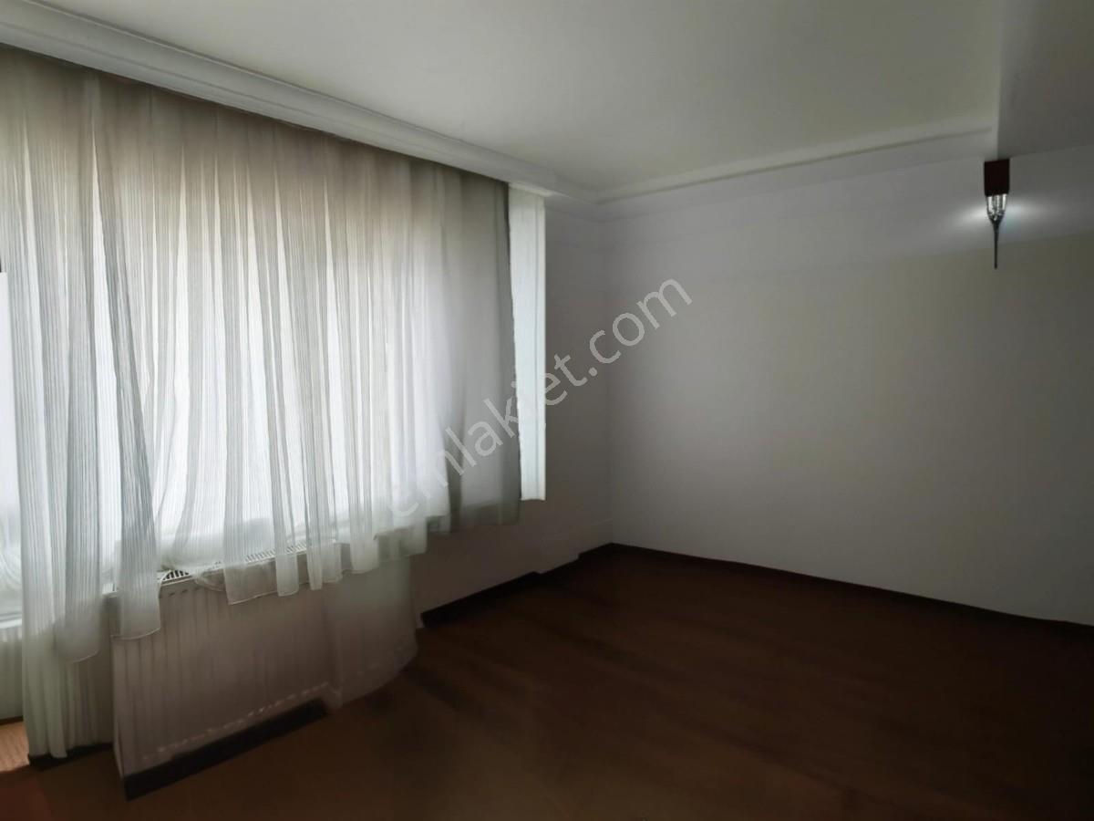 Bayraklı Manavkuyuda Doğalgazlı 3+1 Kiralık Daire - Görsel 12