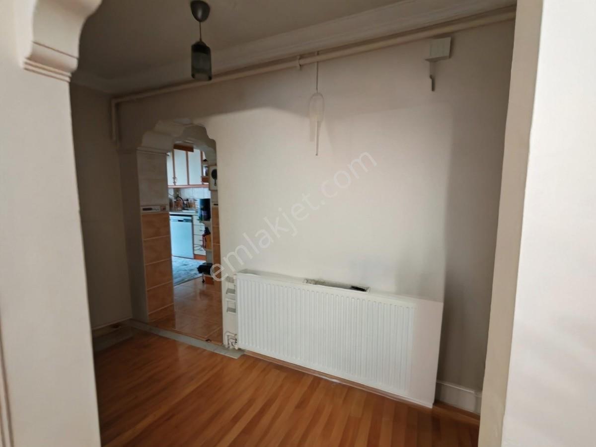 Bayraklı Manavkuyuda Doğalgazlı 3+1 Kiralık Daire - Görsel 9