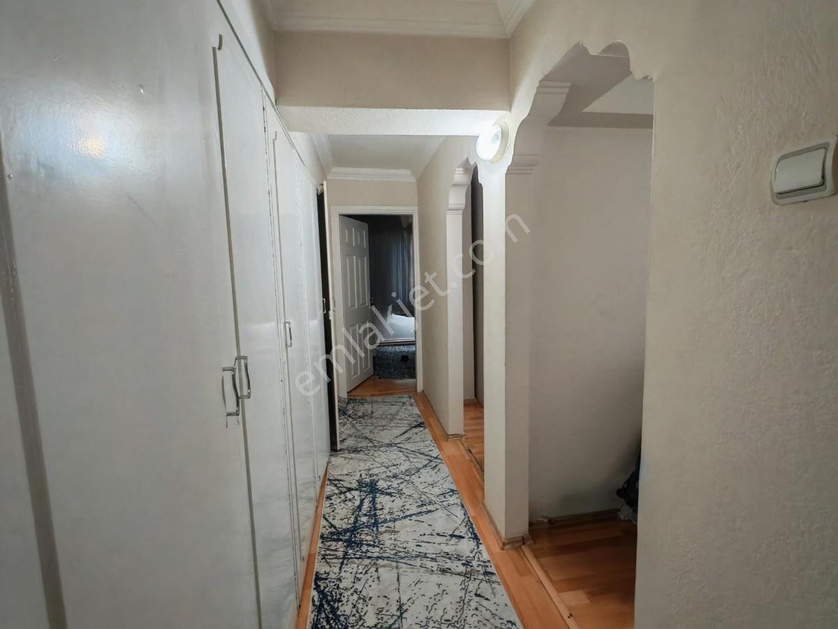 Bayraklı Manavkuyuda Doğalgazlı 3+1 Kiralık Daire - Görsel 16
