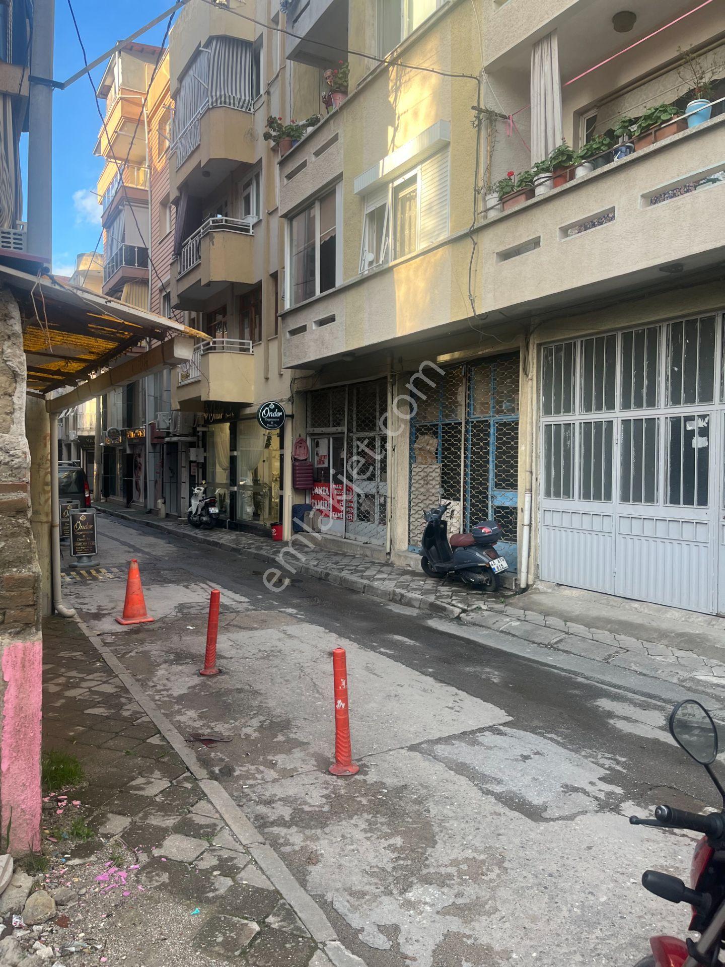 Satılık Salihlide Dükkan 2608