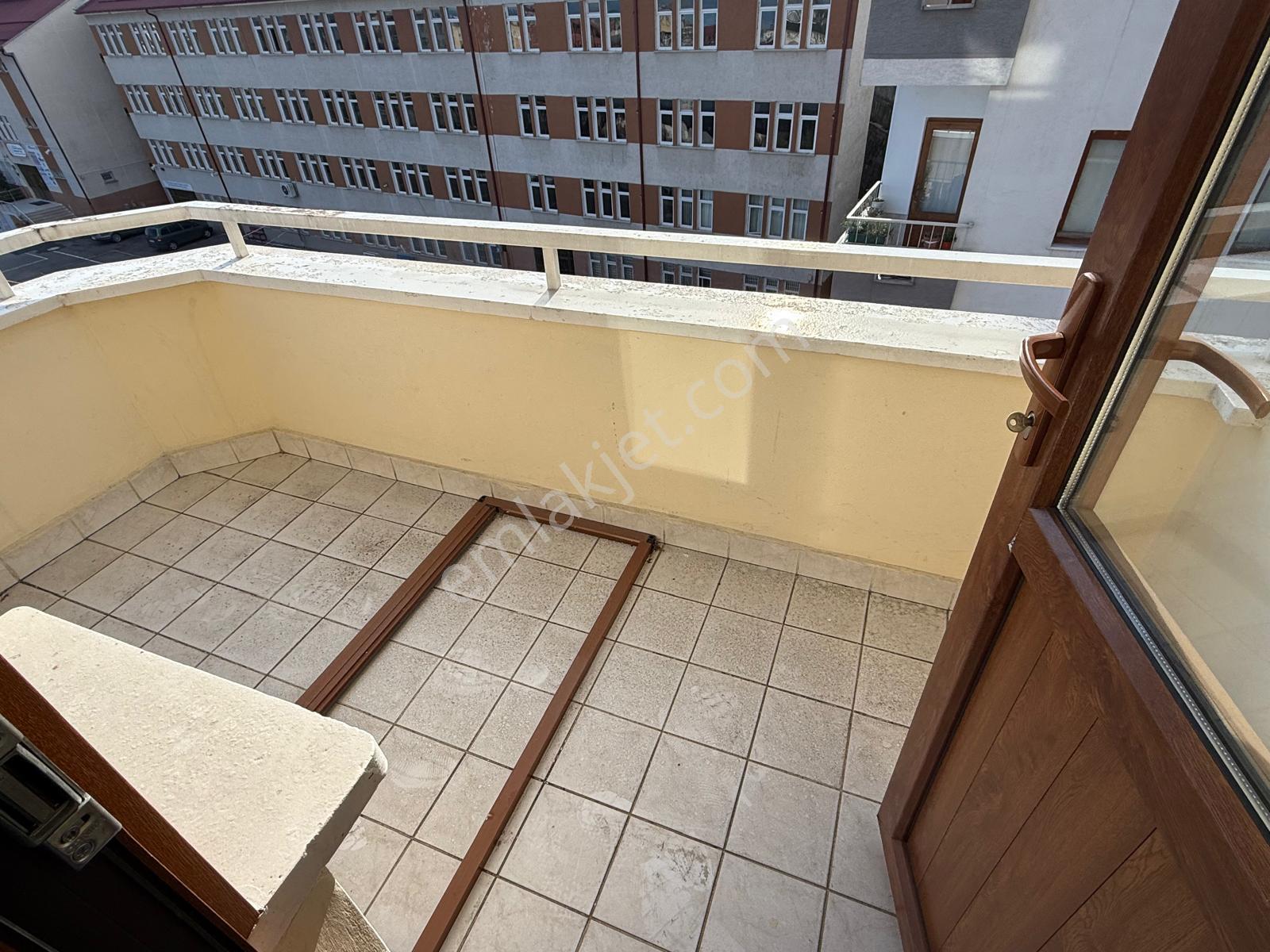 Trabzon Akçaabat Dürbinar Mahallesinde Memura Kiralık Daire - Görsel 3