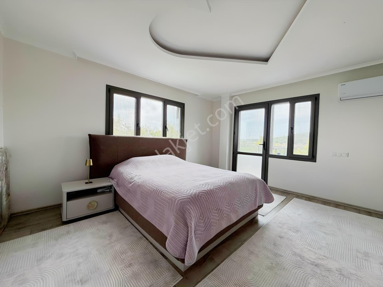 Buca Karacaagac'ta 1375 M2arsa İcinde 4+1 Havuzlu Lüx Villa - Görsel 7